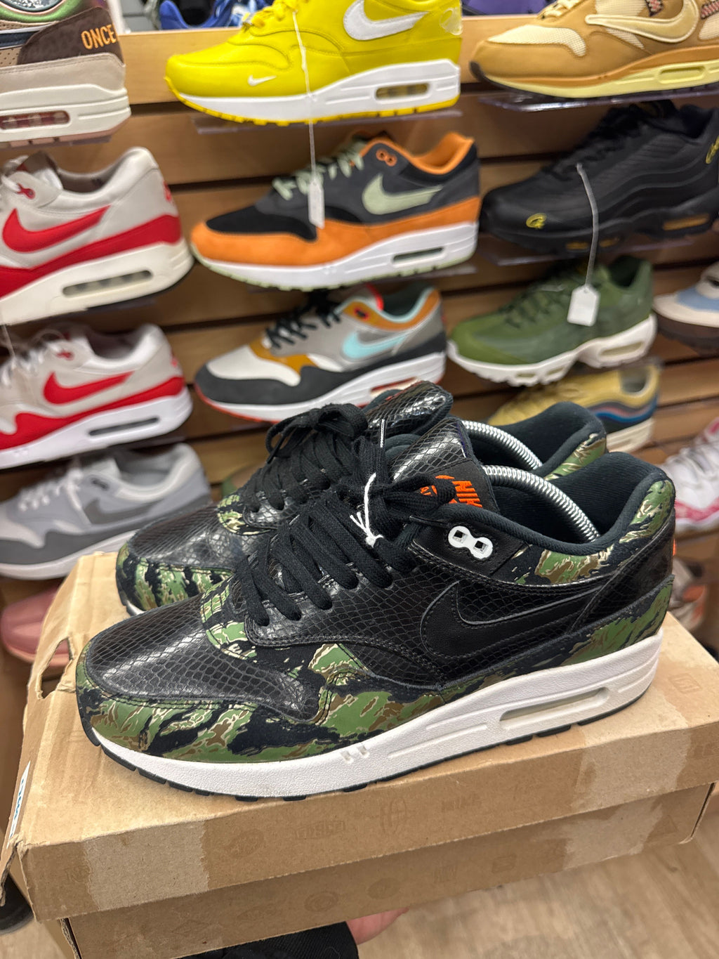 Nike Air Max 1 atmos Tiger Camo Snakeskin - Lightly Used, OG All