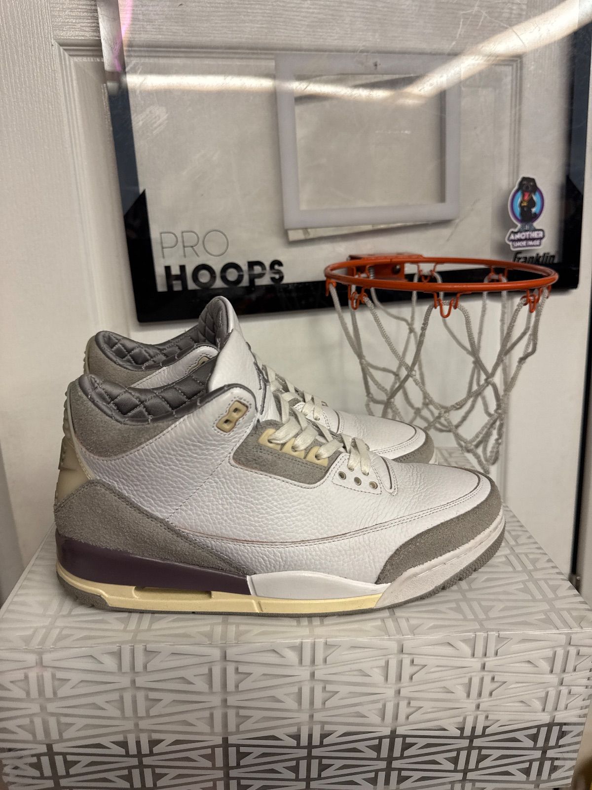 Jordan 3 Retro SP A Ma Maniére (Women's) - Lightly Used, OG All