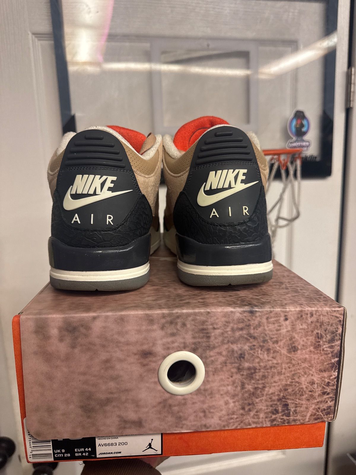 Jordan 3 Retro JTH Bio Beige - Worn 1X, Og All
