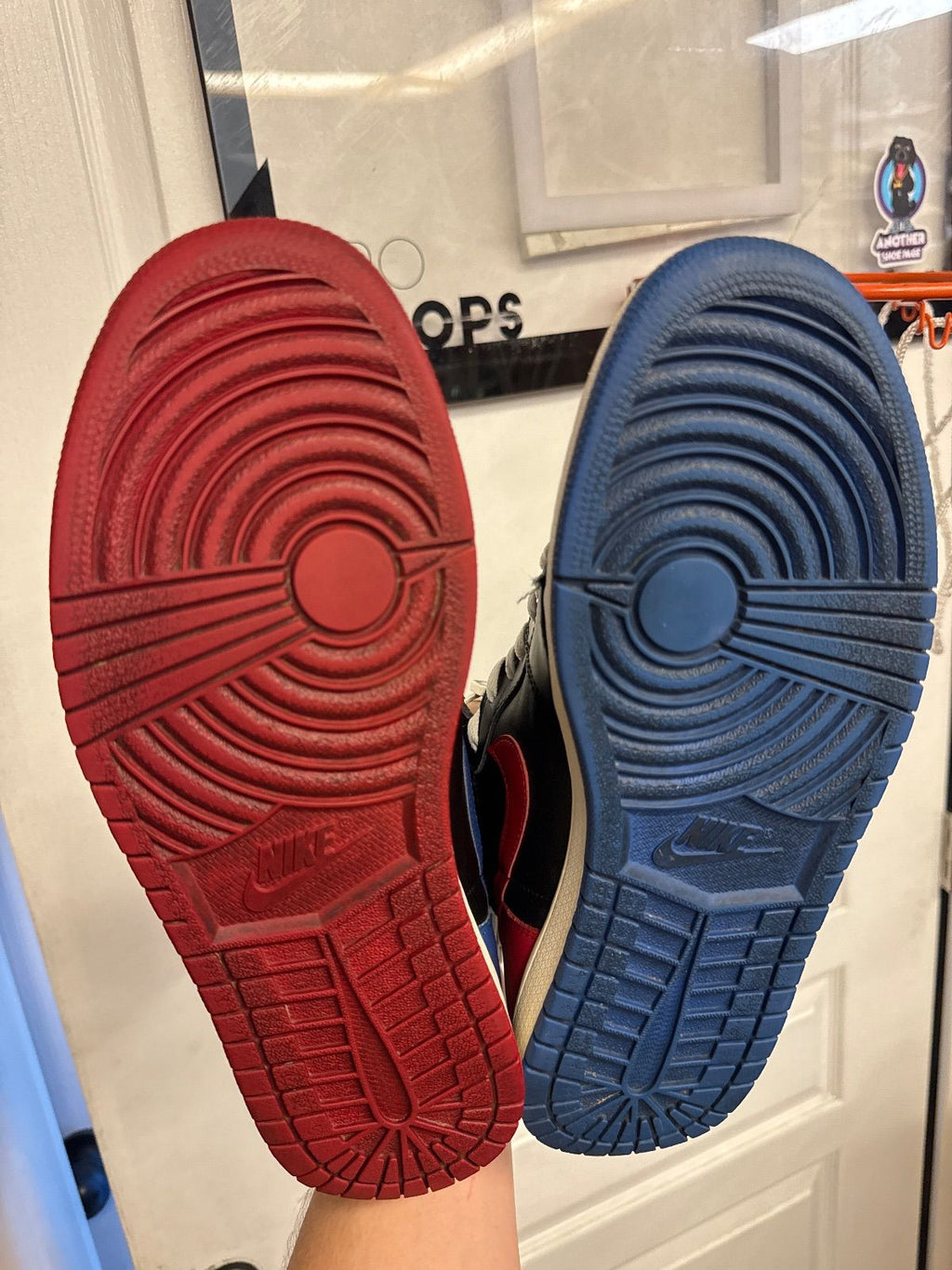 Jordan 1 Retro Top 3 - Lightly Used, OG All