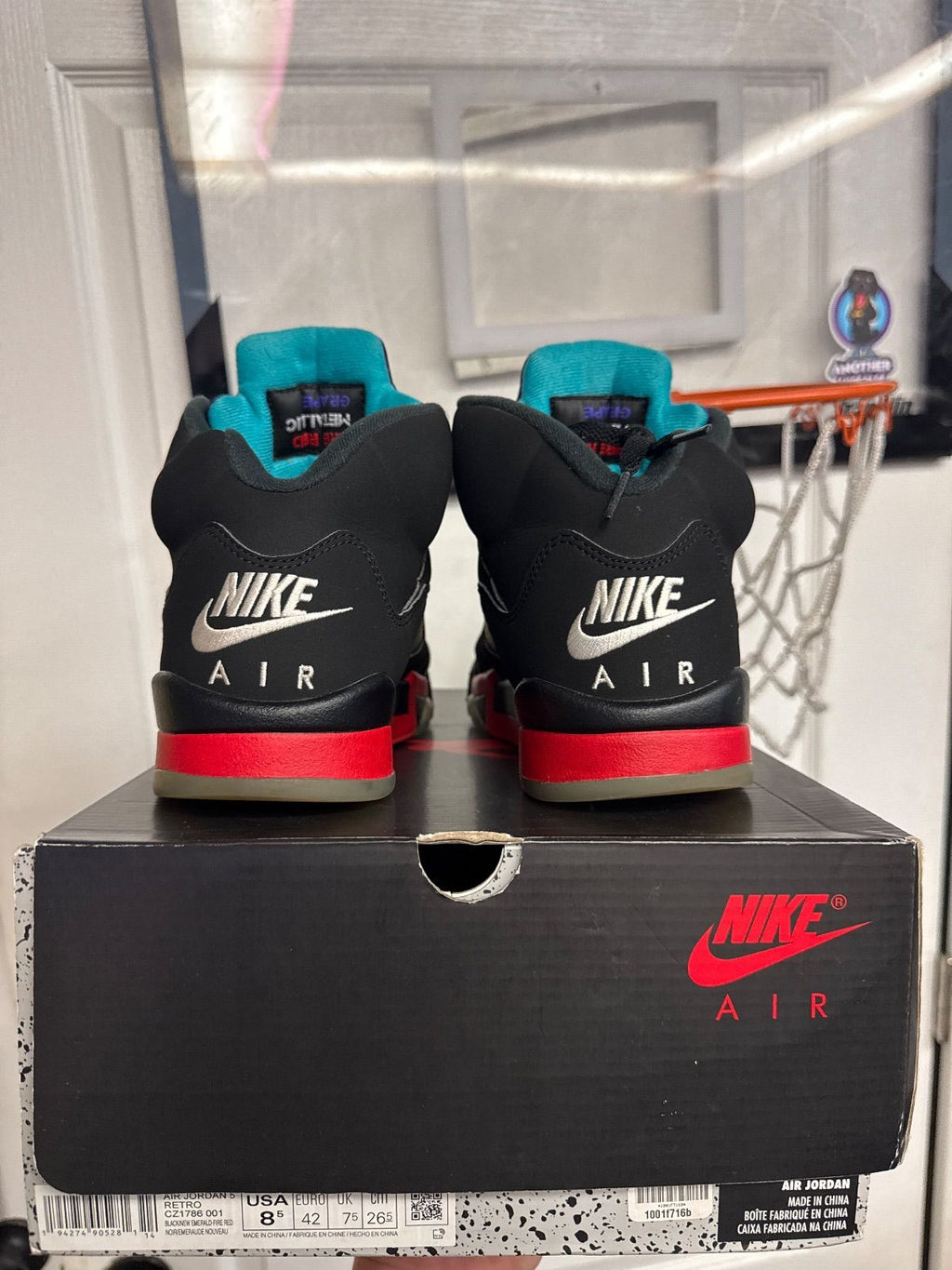 Jordan 5 Retro Top 3 - Lightly Used, OG All