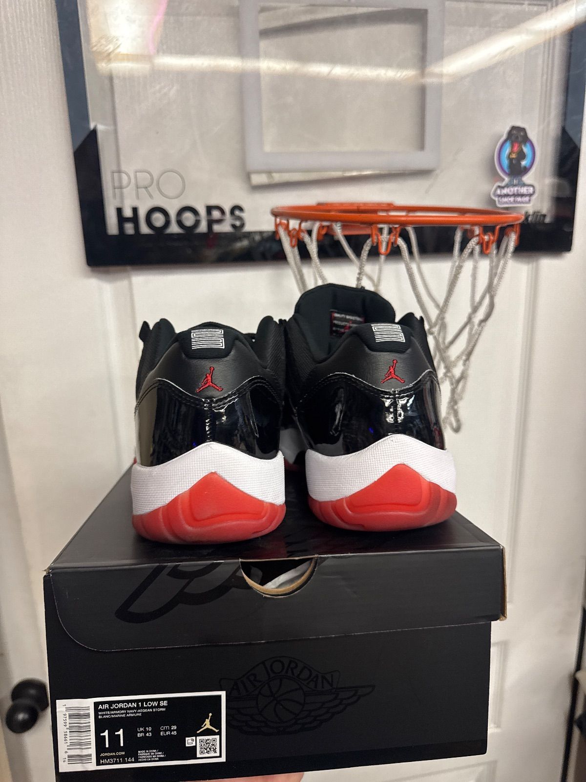 Jordan 11 Retro Low Bred (2025) - Lightly Used, Replacement Box