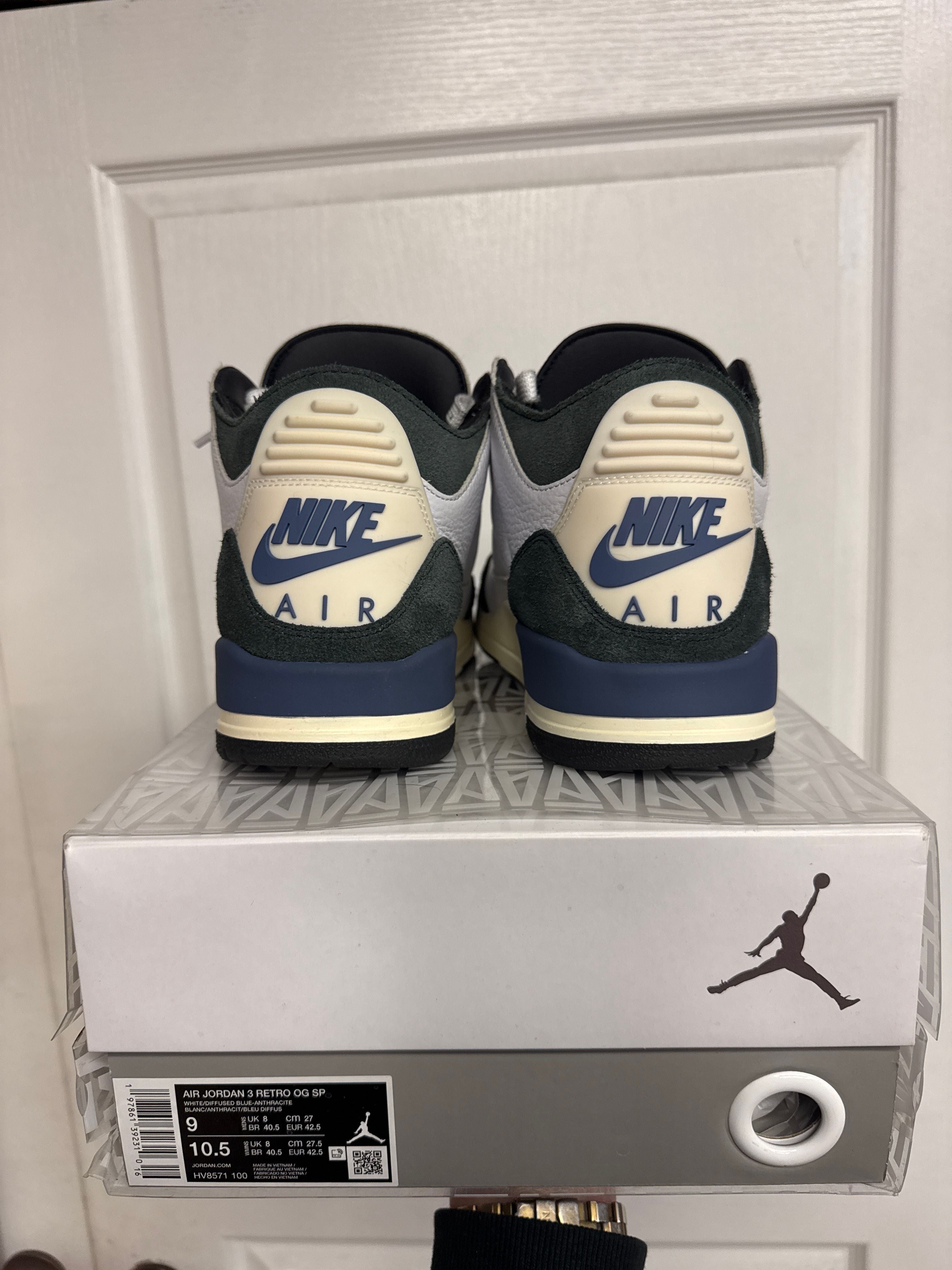 Jordan 3 Retro OG SP A Ma Maniére Diffused Blue Diffused Blue - Lightly Used, OG All