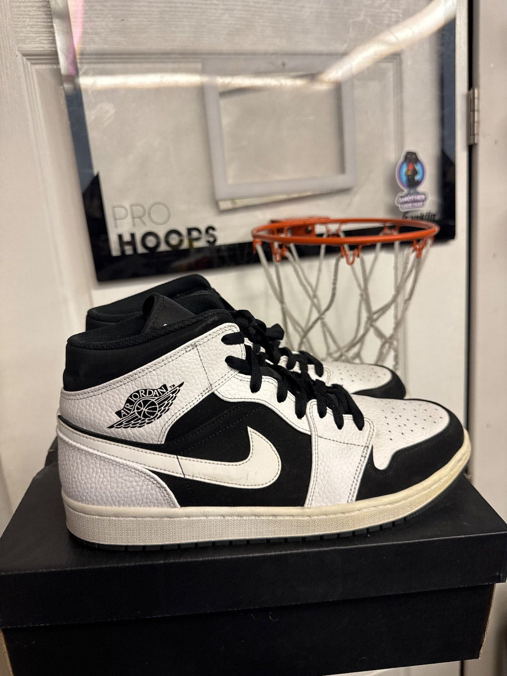 Jordan 1 Mid White Black - Lightly Used, OG All