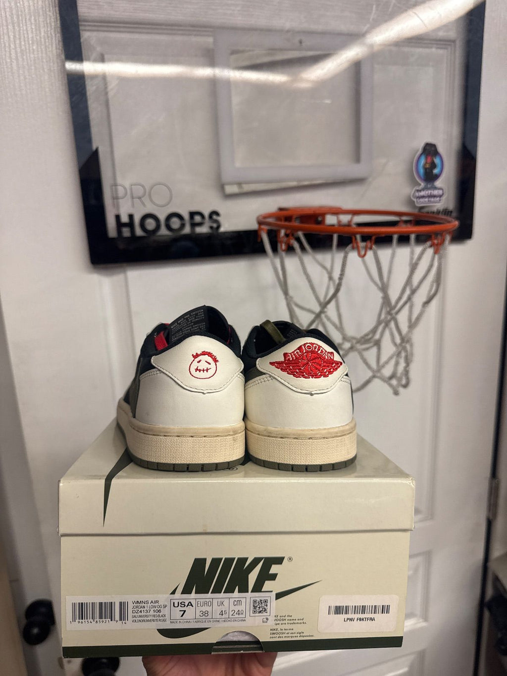 Jordan 1 Retro Low OG SP Travis Scott Olive (Women's) - Lightly Used, OG All