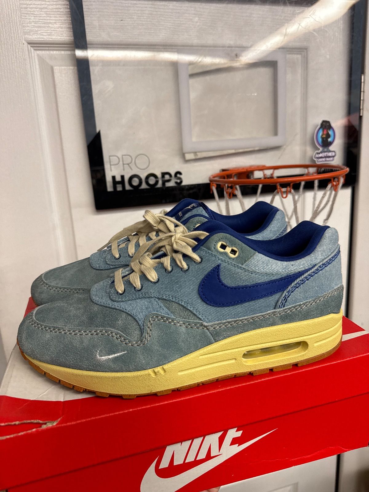 Nike Air Max 1 PRM Dirty Denim - Lightly Used, OG All