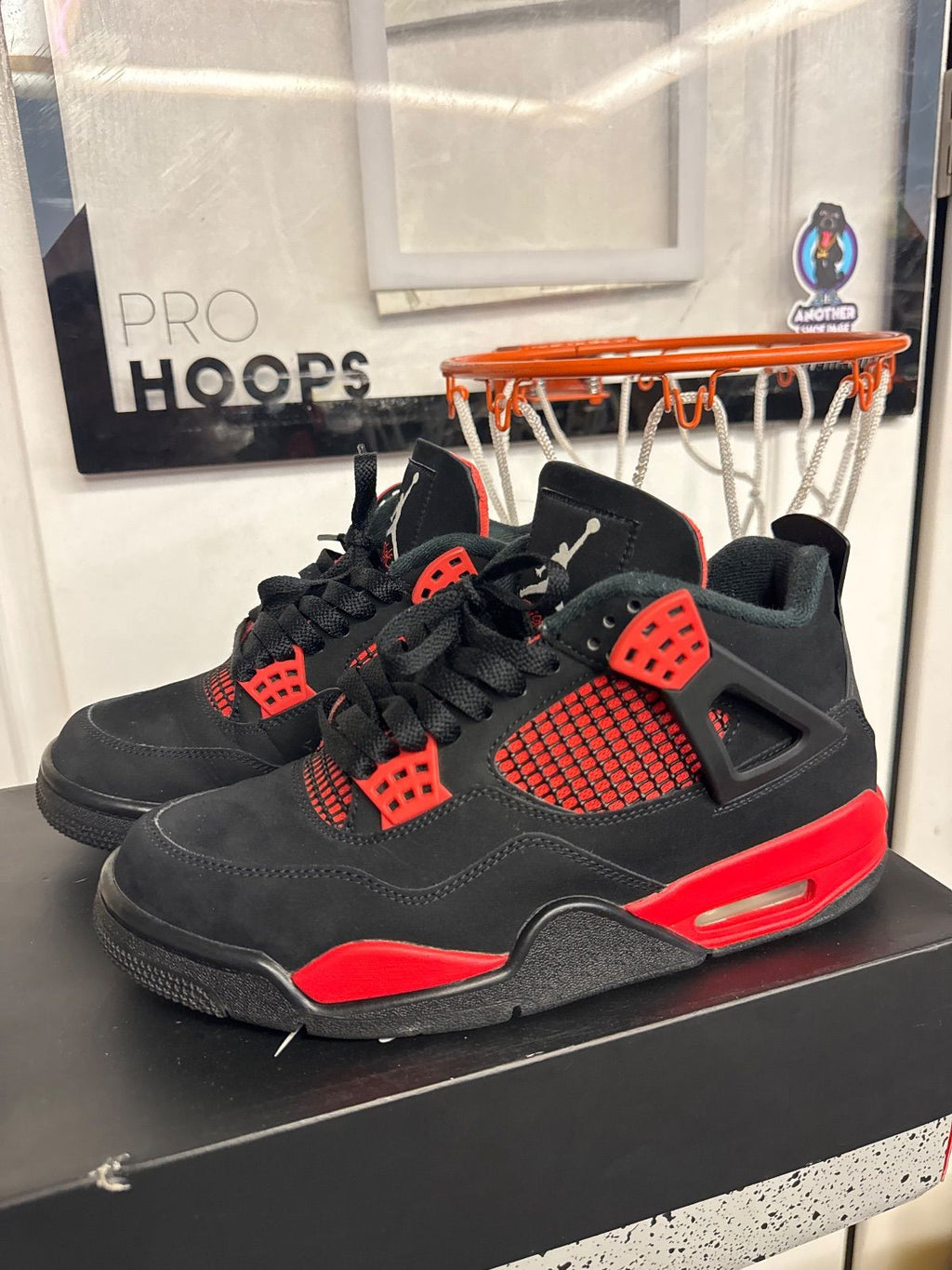 Jordan 4 Retro Red Thunder - Fairly Used, OG All
