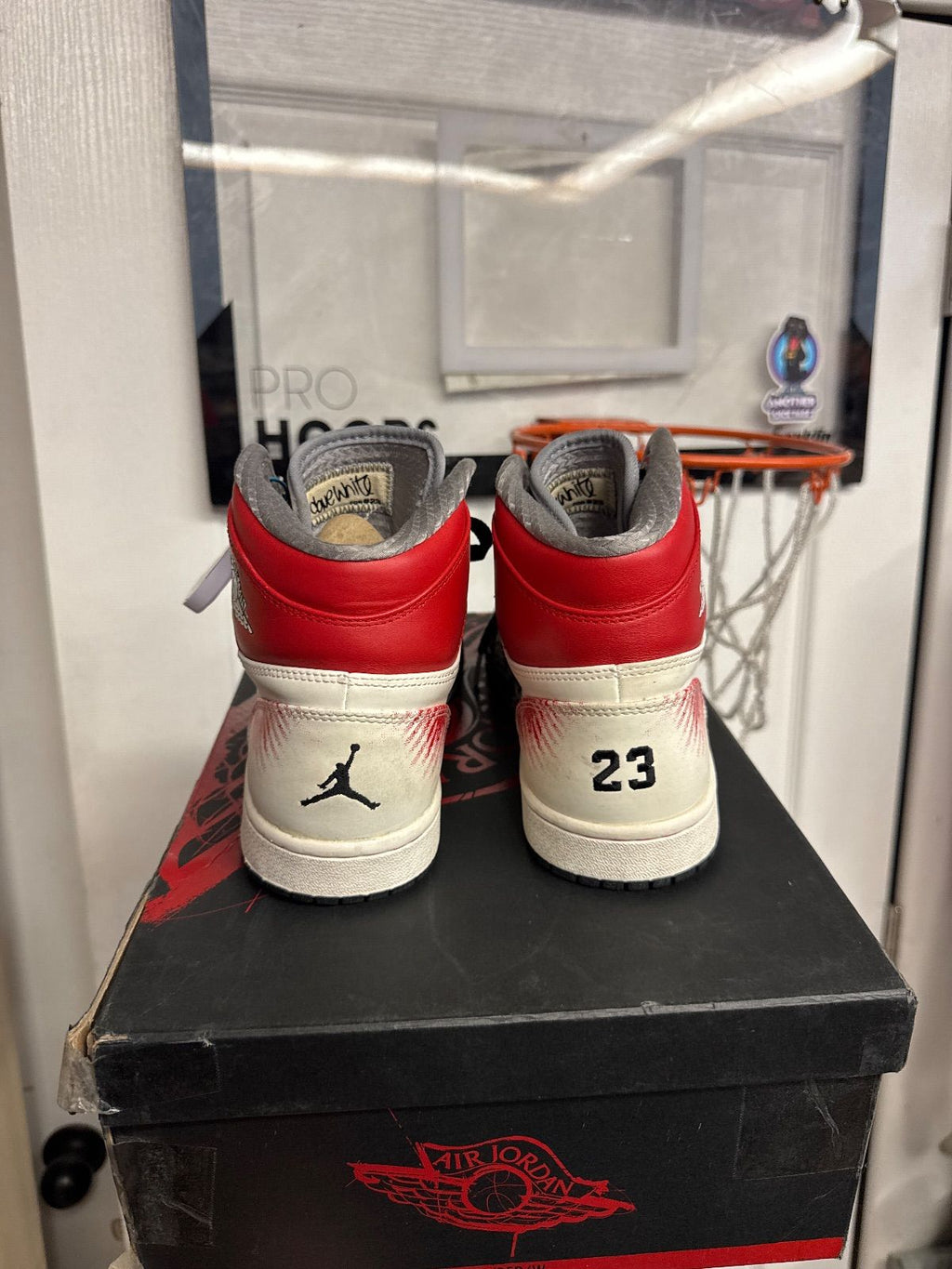 Jordan 1 Retro Dave White Wings for the Future - Lightly Used, OG All