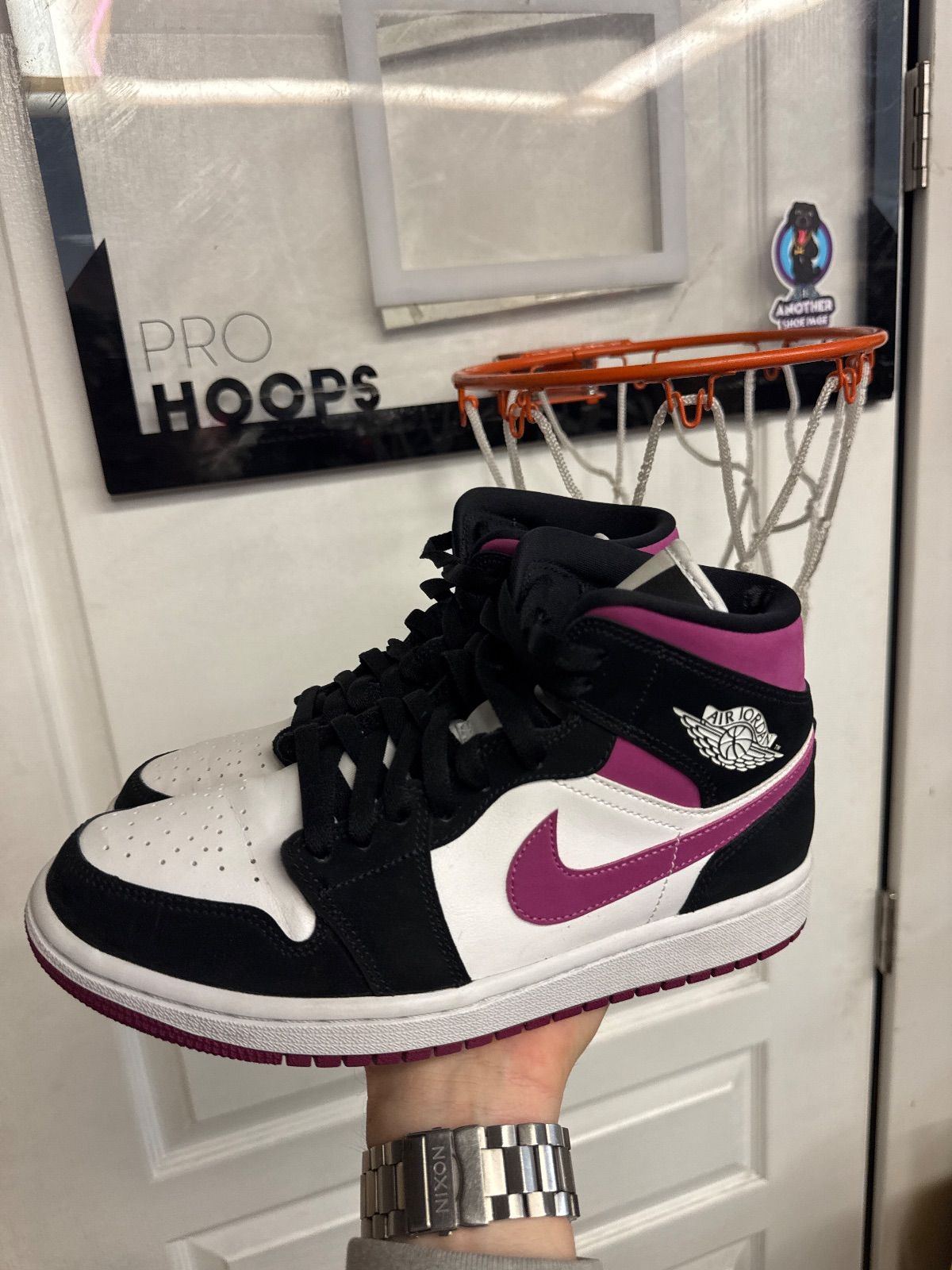Jordan 1 Mid Magenta (Women's) - Lightly Used, No Box