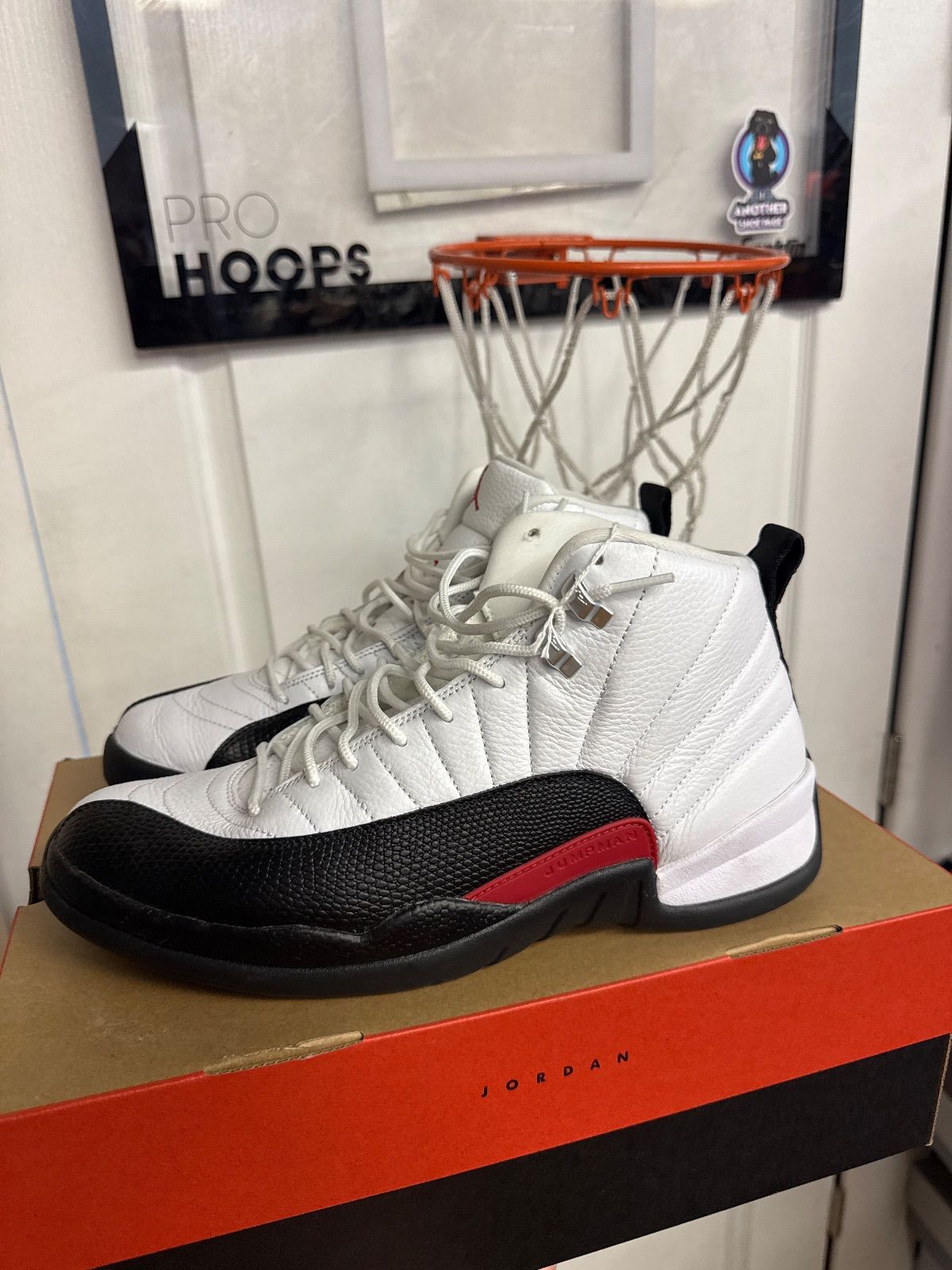 Jordan 12 Retro Taxi Flip - Lightly Used, OG All W/Flaw