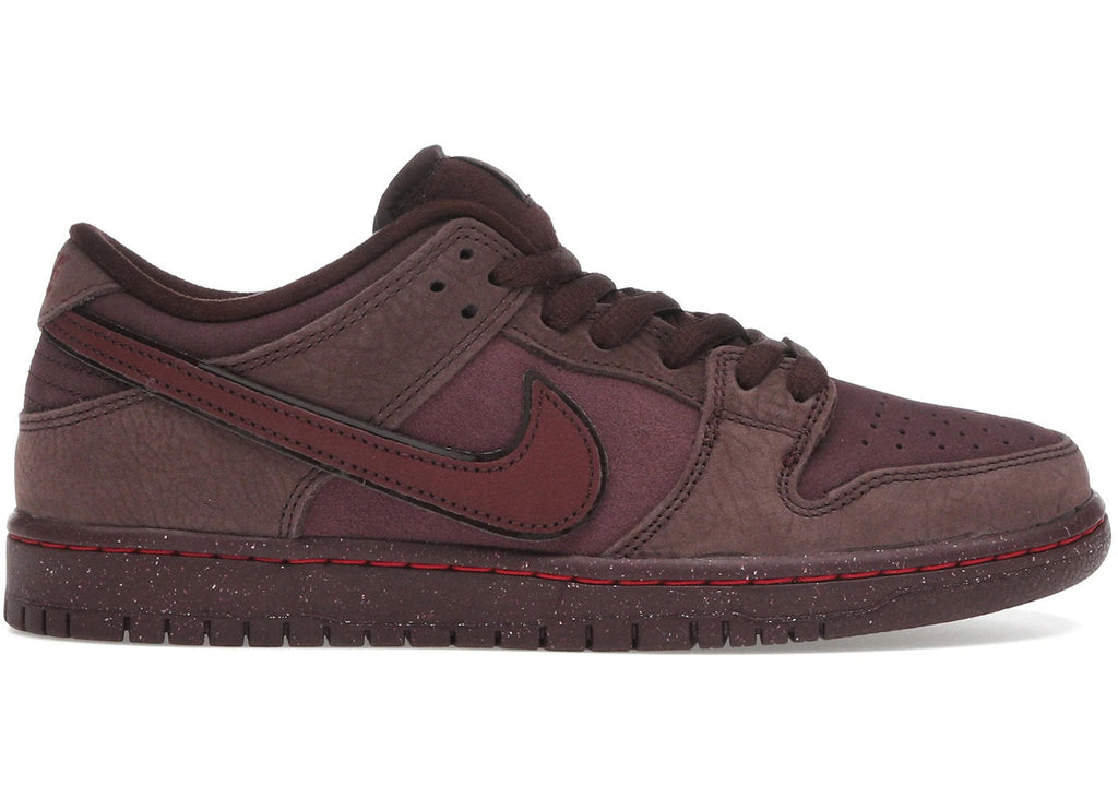 Nike SB Dunk Low City of Love Burgundy Crush - Lightly Used, OG All