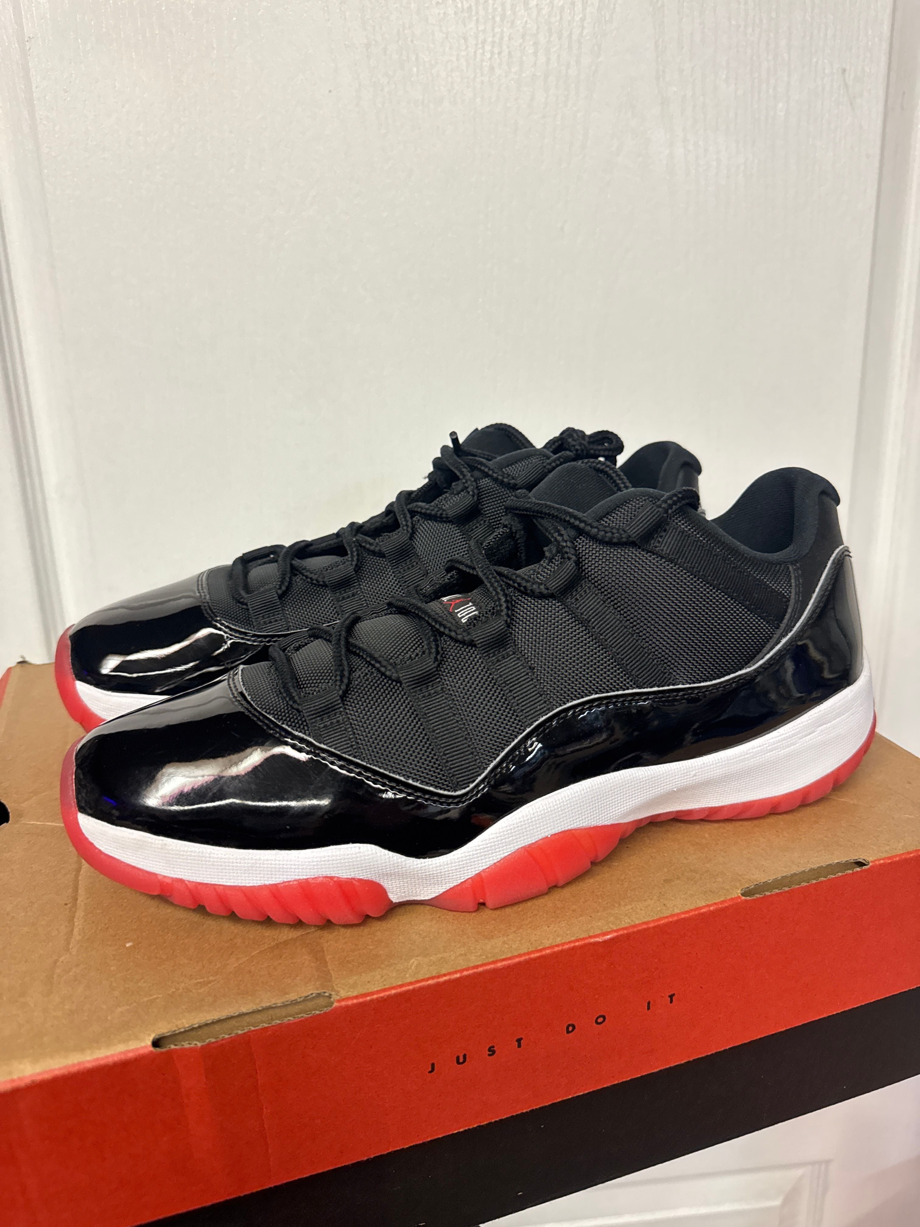 Jordan 11 Retro Low Bred (2025) - Lightly Used, OG All
