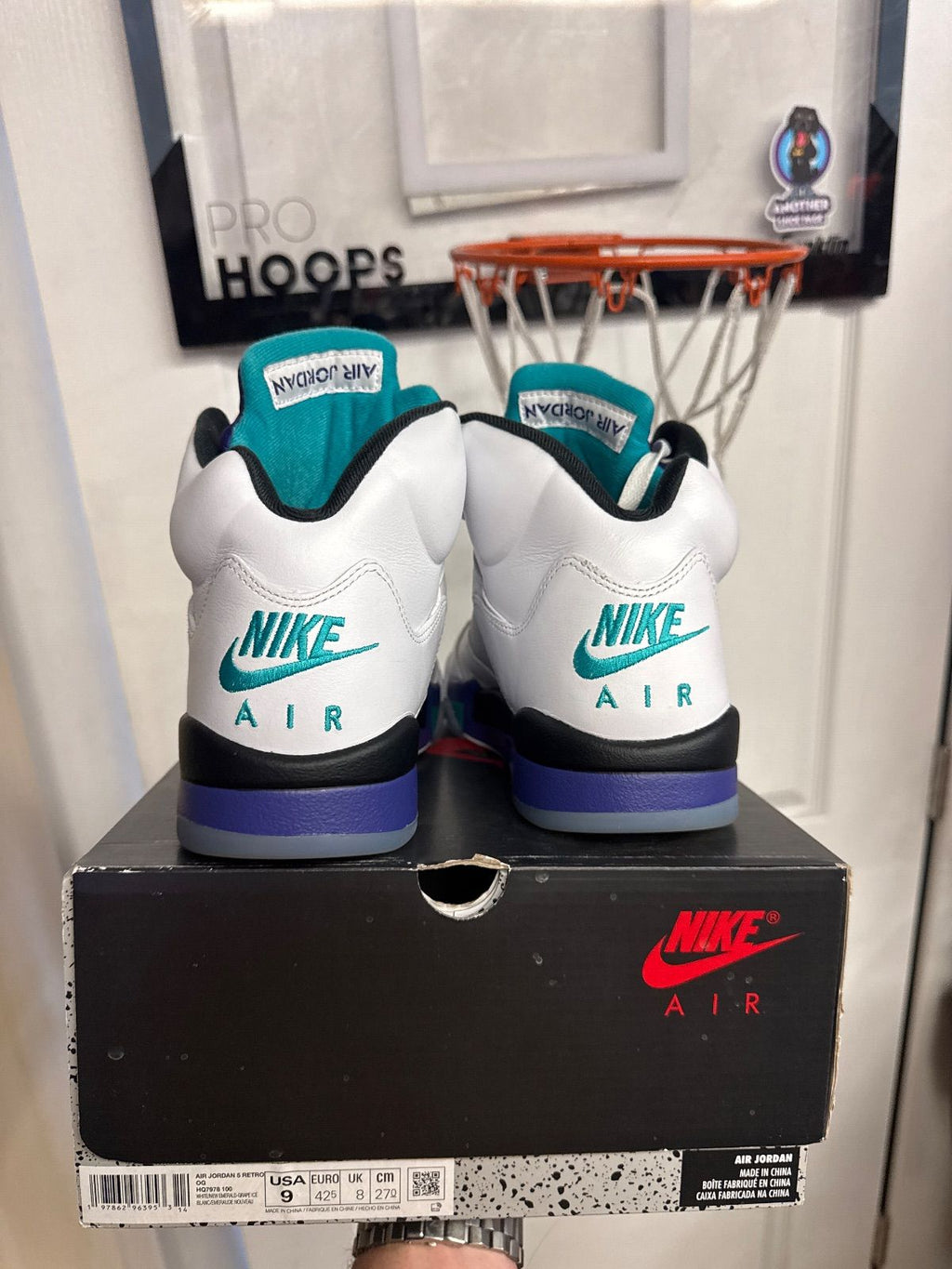 Jordan 5 Retro Grape (2025) - Lightly Used, OG All