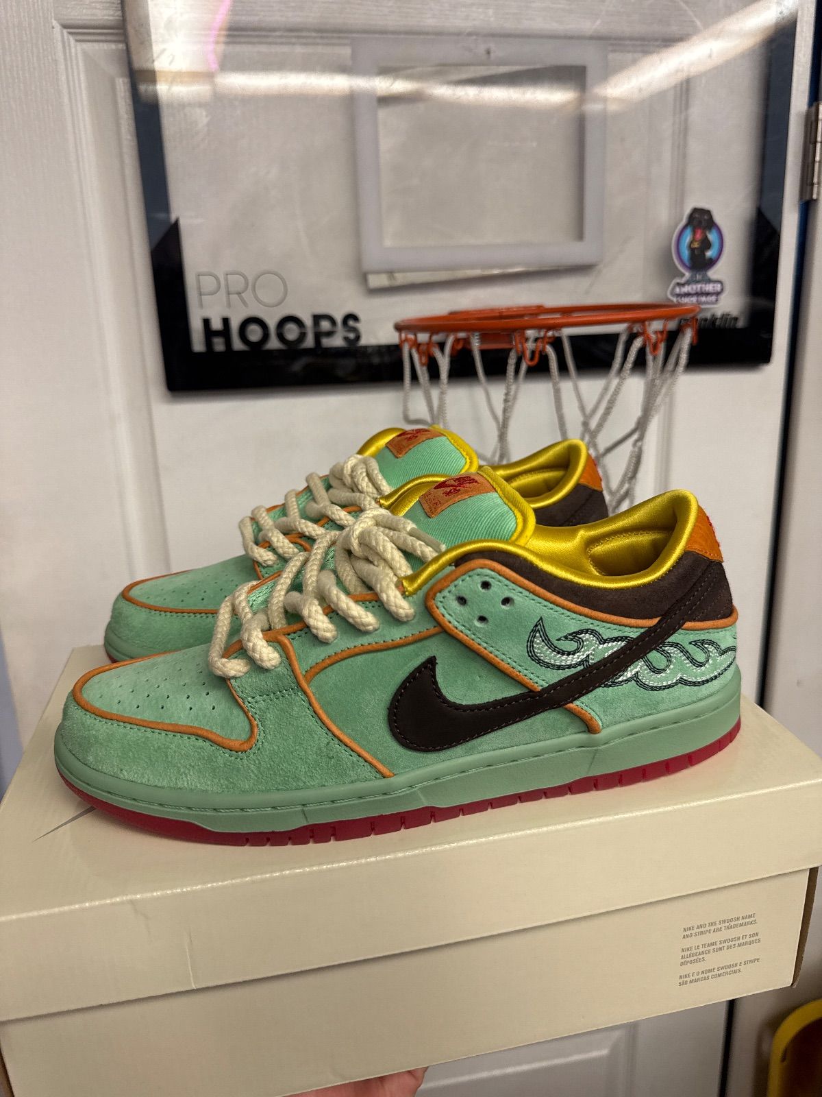 Nike SB Dunk Low Rodeo Tourmaline