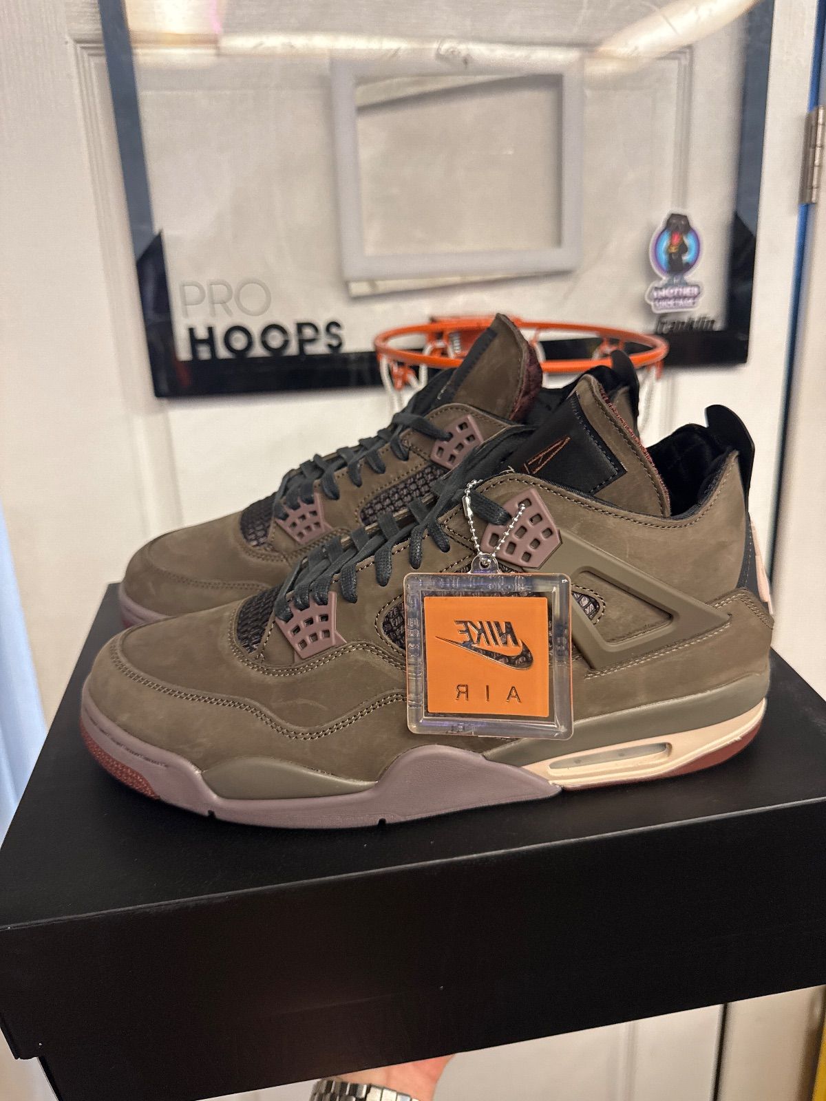 Jordan 4 Retro SP A Ma Maniére Dark Mocha
