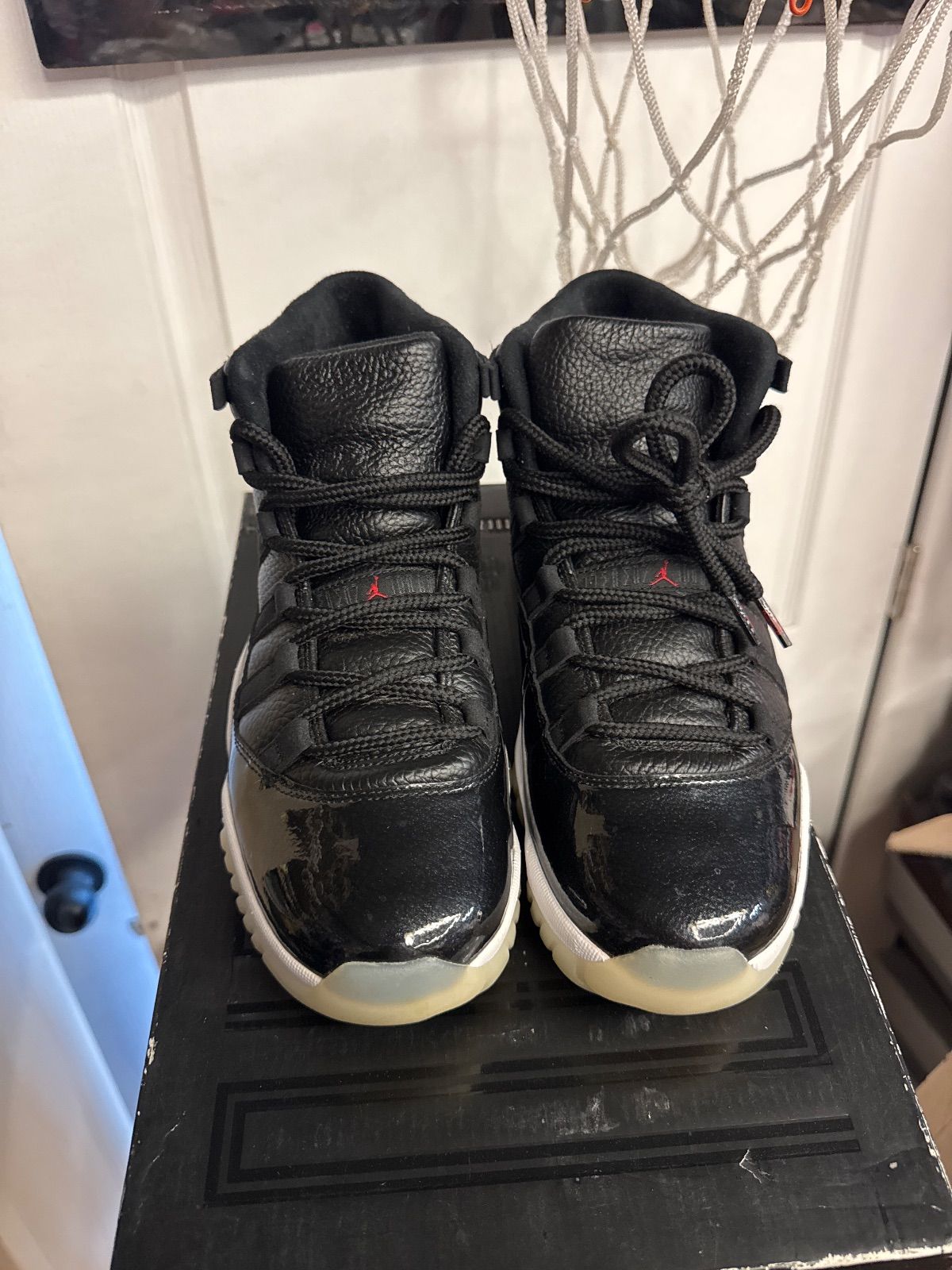 Jordan 11 Retro 72-10 - Lightly Used, OG All