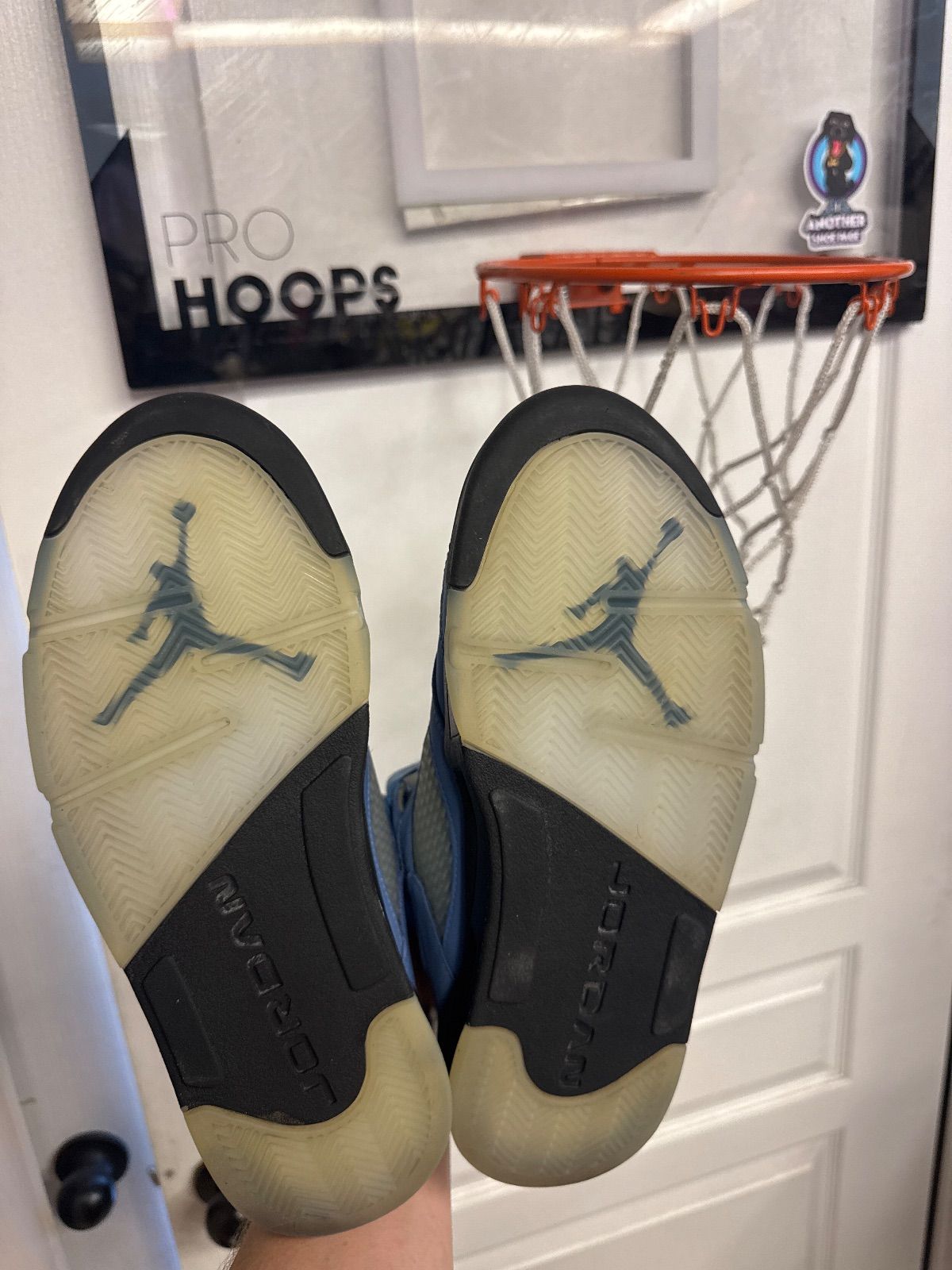 Jordan 5 Retro UNC University Blue - Lightly Used, OG All