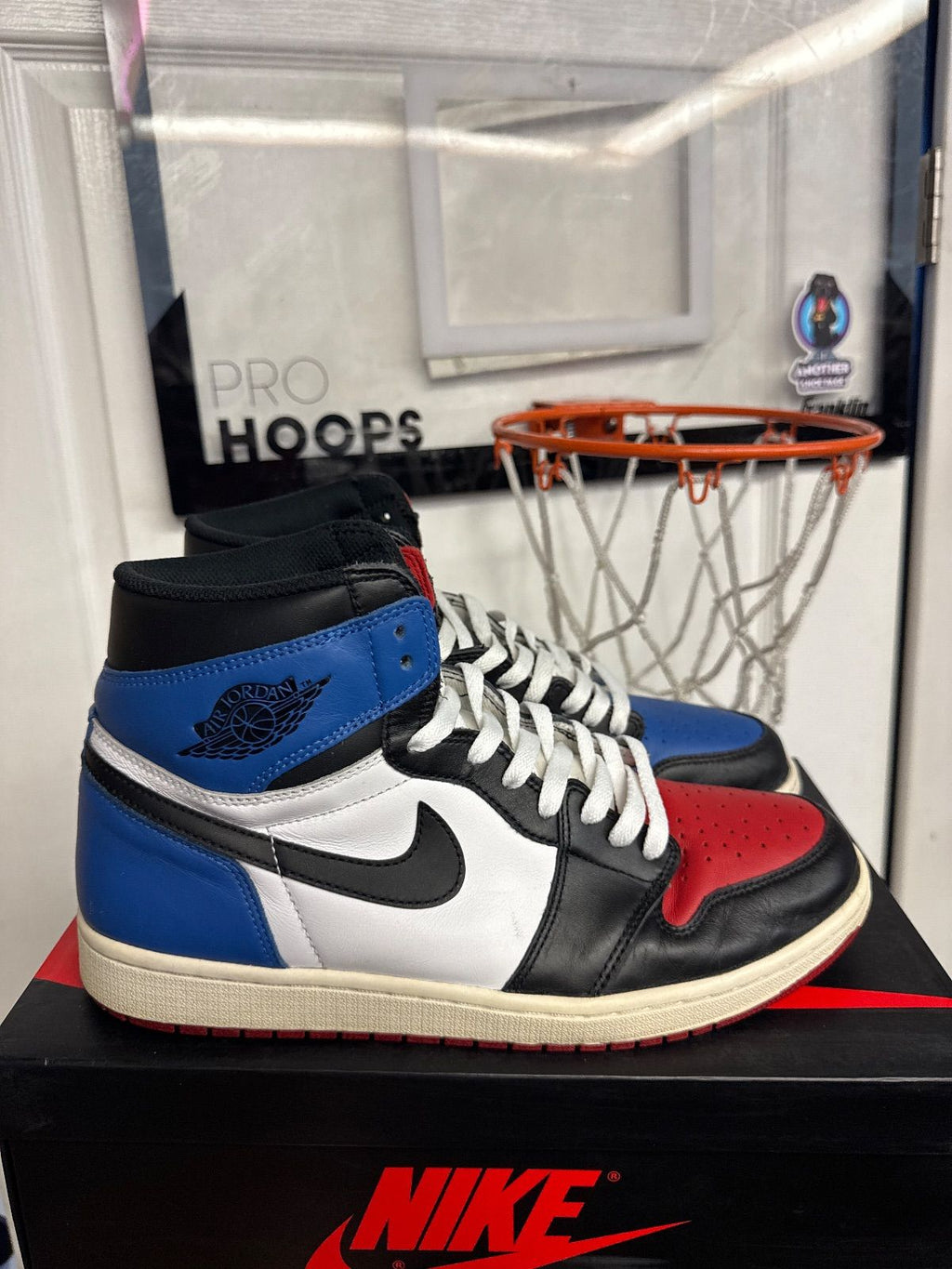 Jordan 1 Retro Top 3 - Lightly Used, OG All