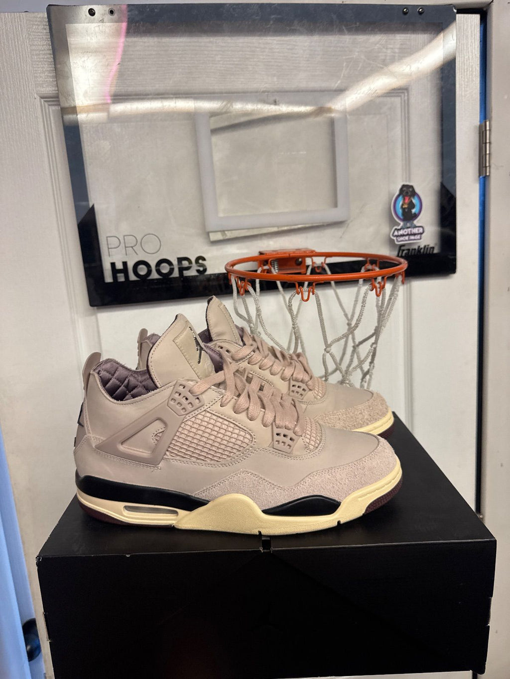 Jordan 4 Retro OG SP A Ma Maniére While You Were Sleeping (Women's) - Lightly Used, OG All