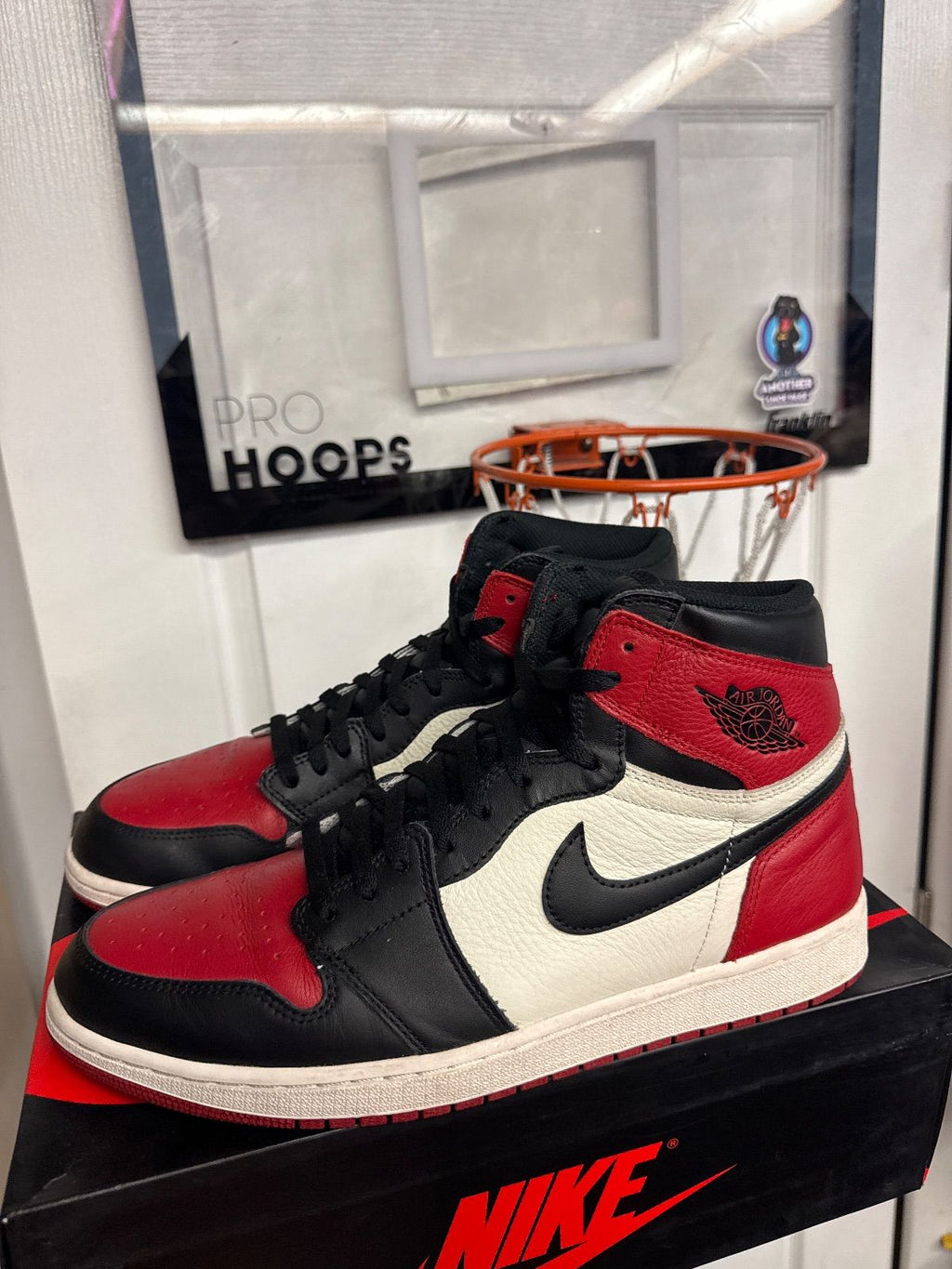Jordan 1 Retro High Bred Toe - Lightly Used, OG All Besides Red Laces