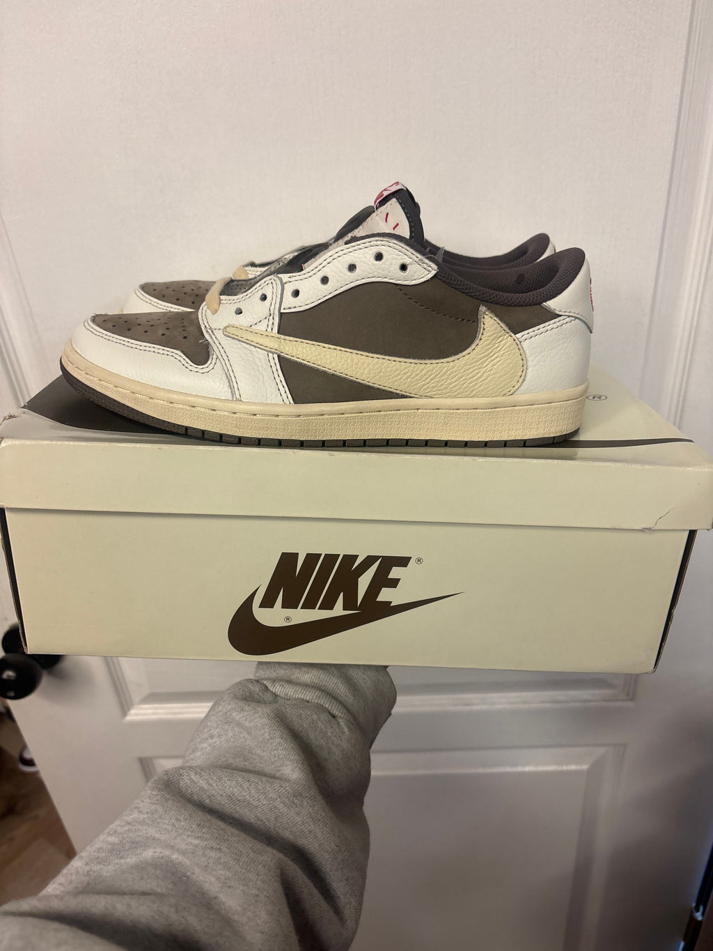 Jordan 1 Retro Low OG SP Travis Scott Reverse Mocha - Like New