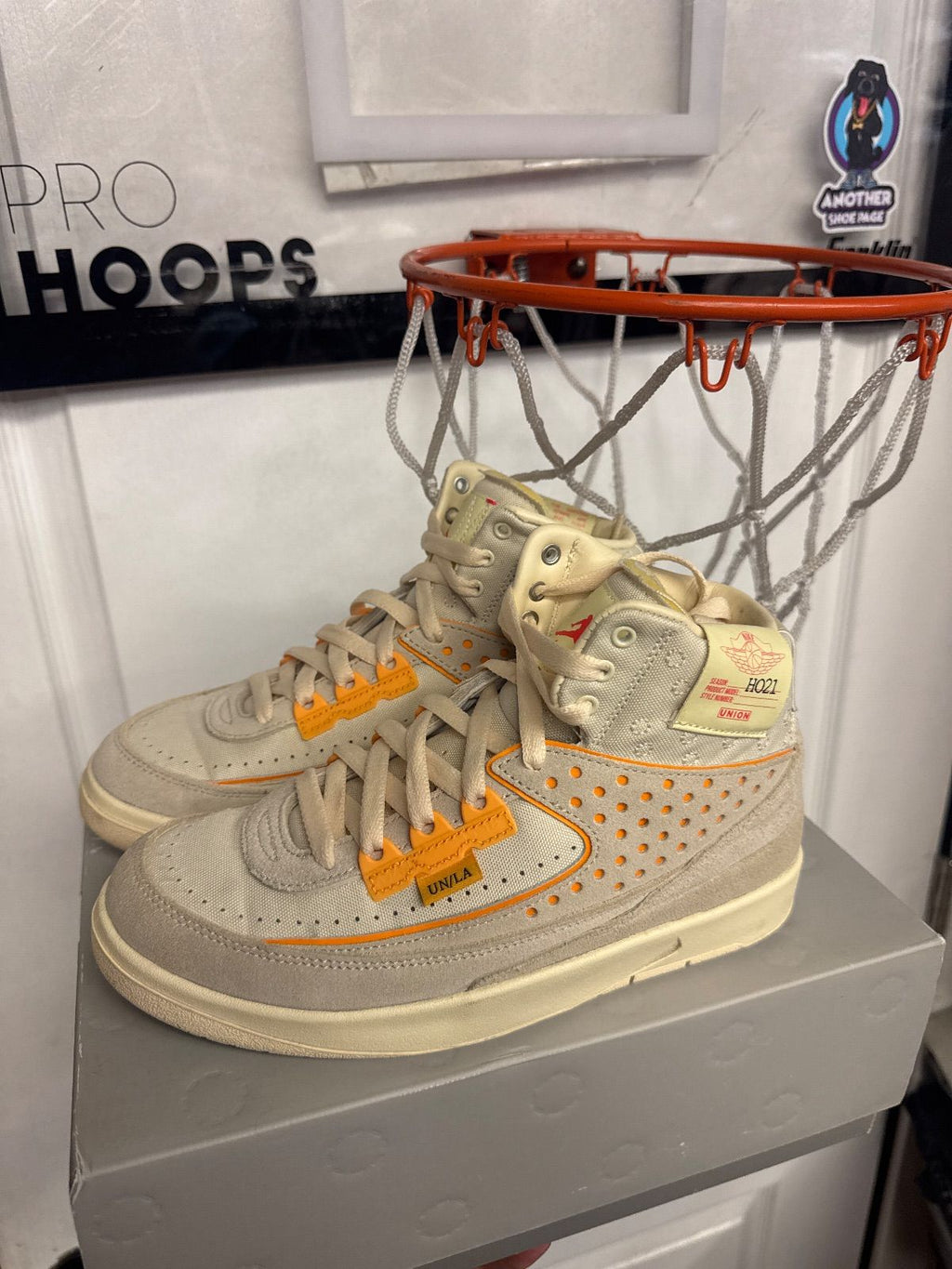 Jordan 2 Retro SP Union Rattan - Lightly Used, OG All