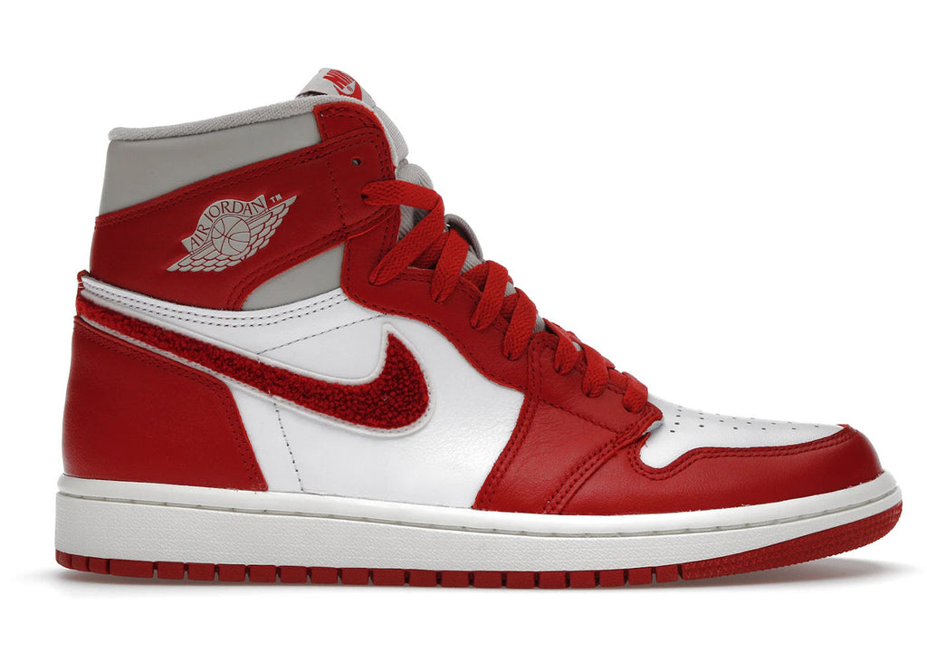 Jordan 1 Retro High OG Varsity Red (Women's) - Lightly Used, OG All