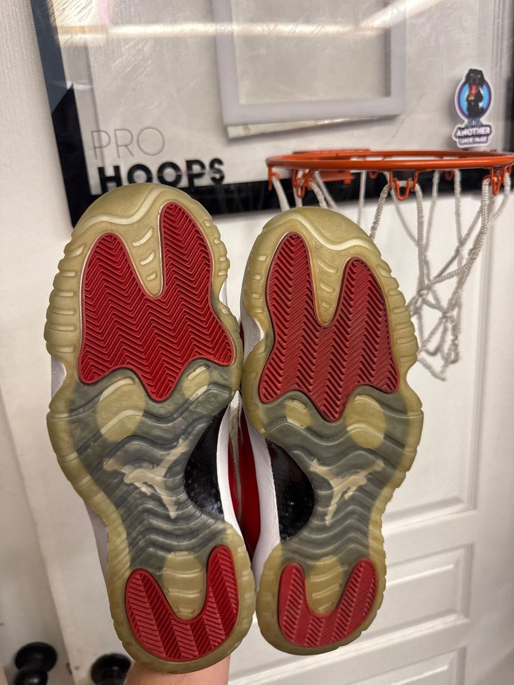Jordan 11 Retro Low Cherry (2016) - Lightly Used, OG All