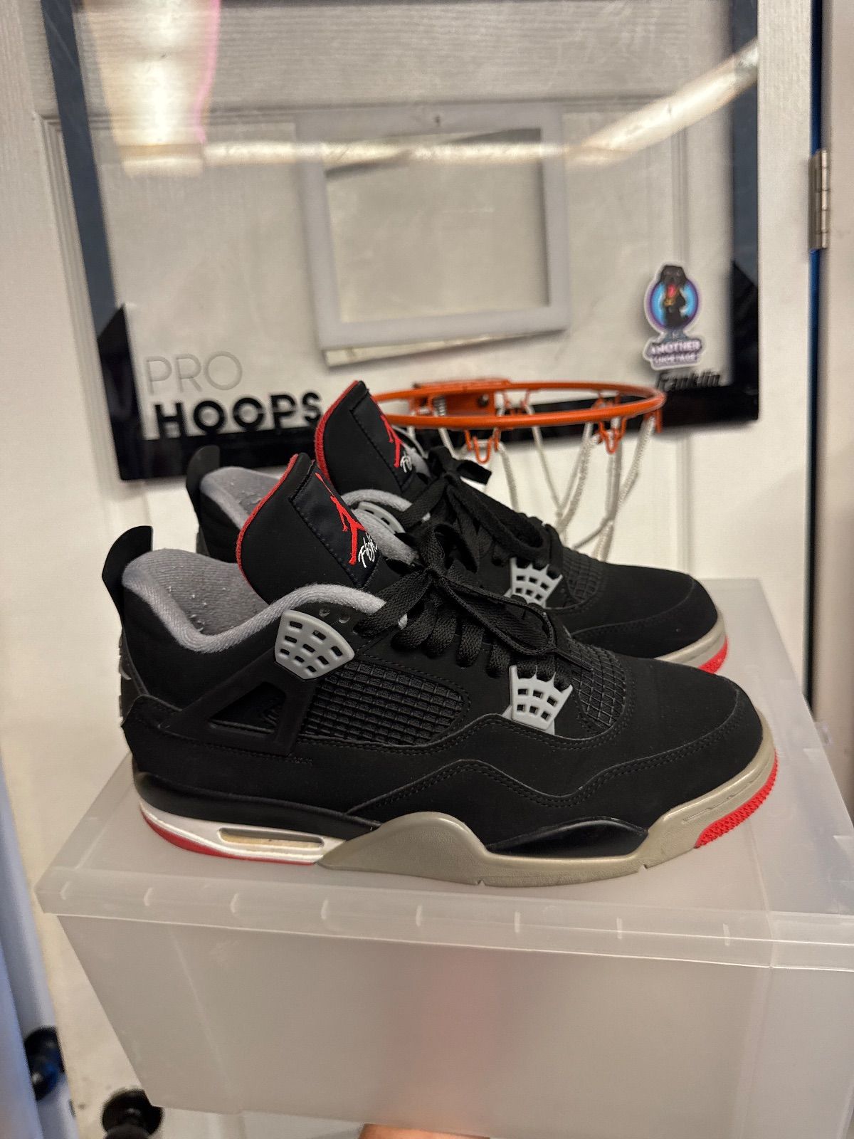 Jordan 4 Retro Bred (2019) - Lightly Used, No Box