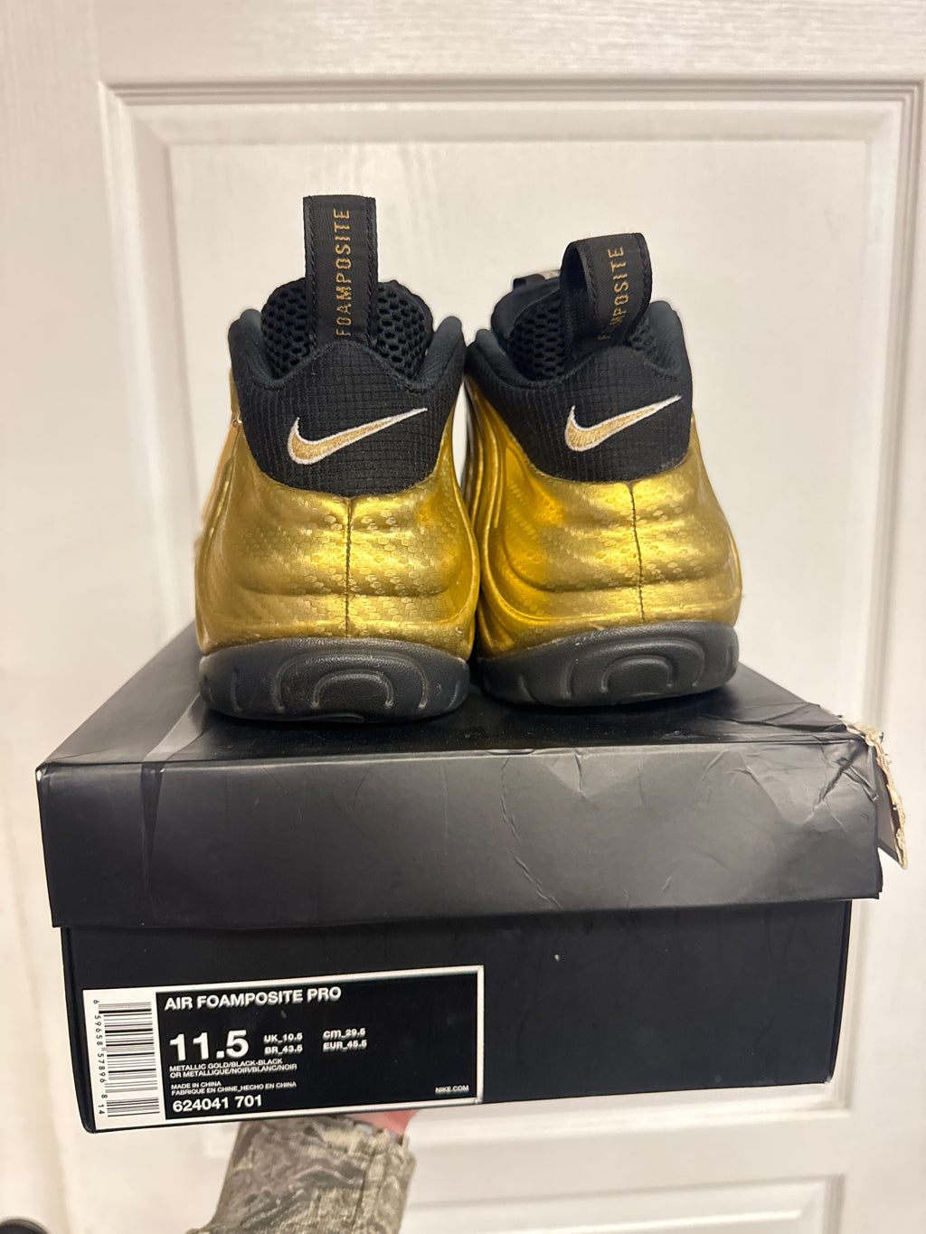 Nike Air Foamposite Pro Metallic Gold - Lightly Used, OG All