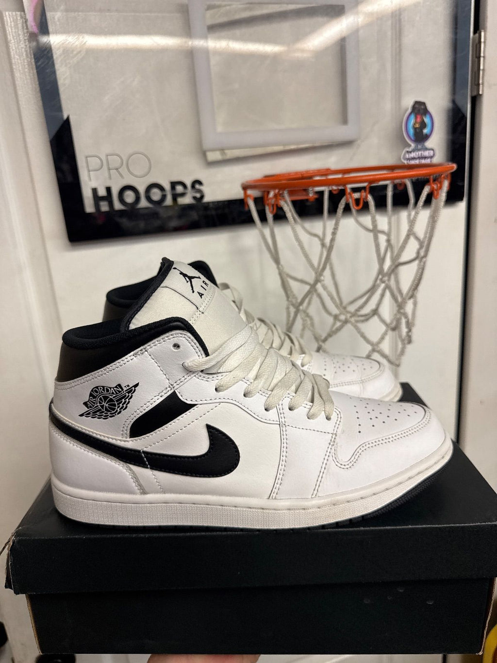 Jordan 1 Mid Reverse Panda - Fairly Used, OG All