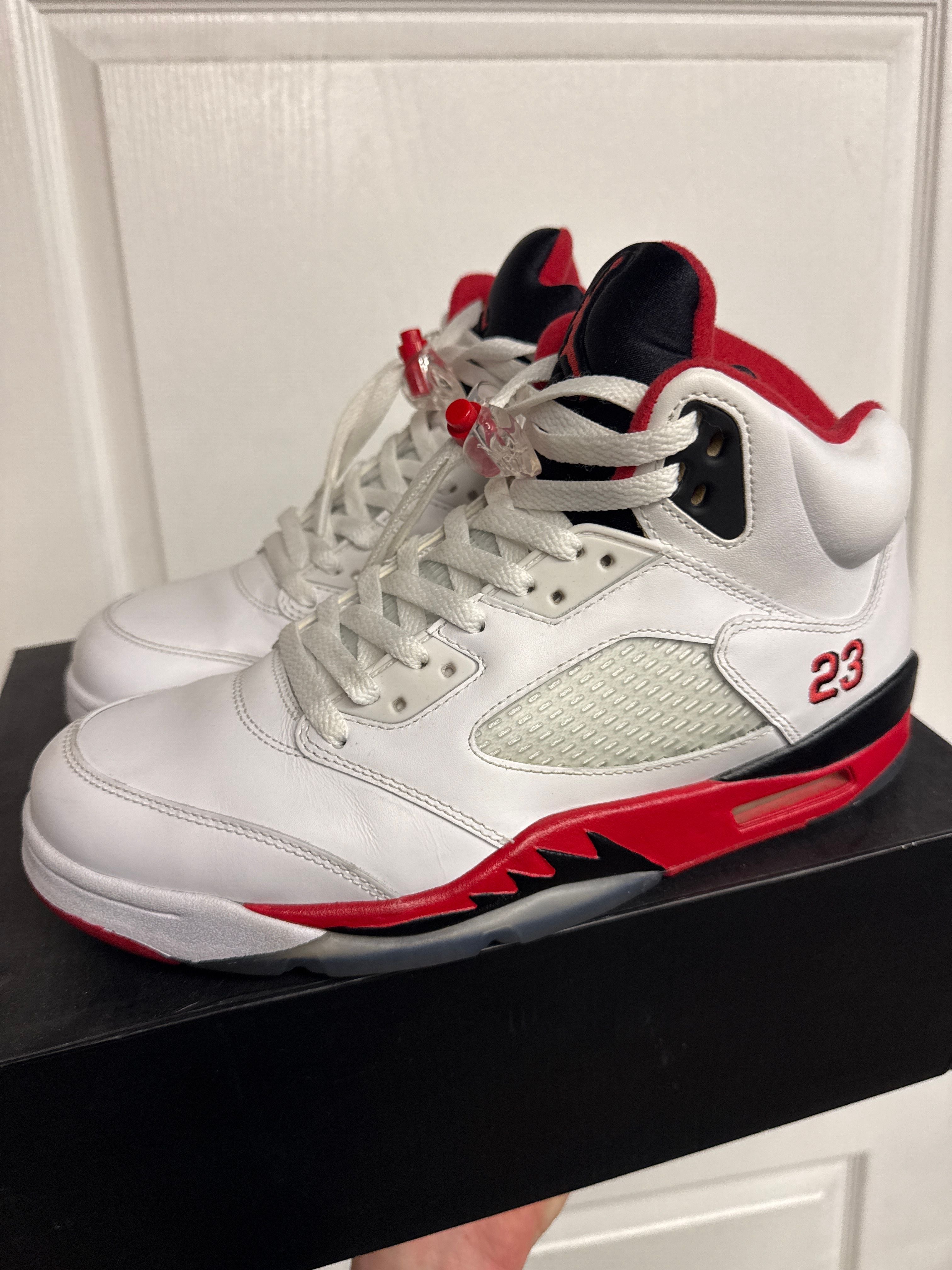 Jordan 5 Retro Fire Red Black Tongue (2013) - Lightly Used, OG All
