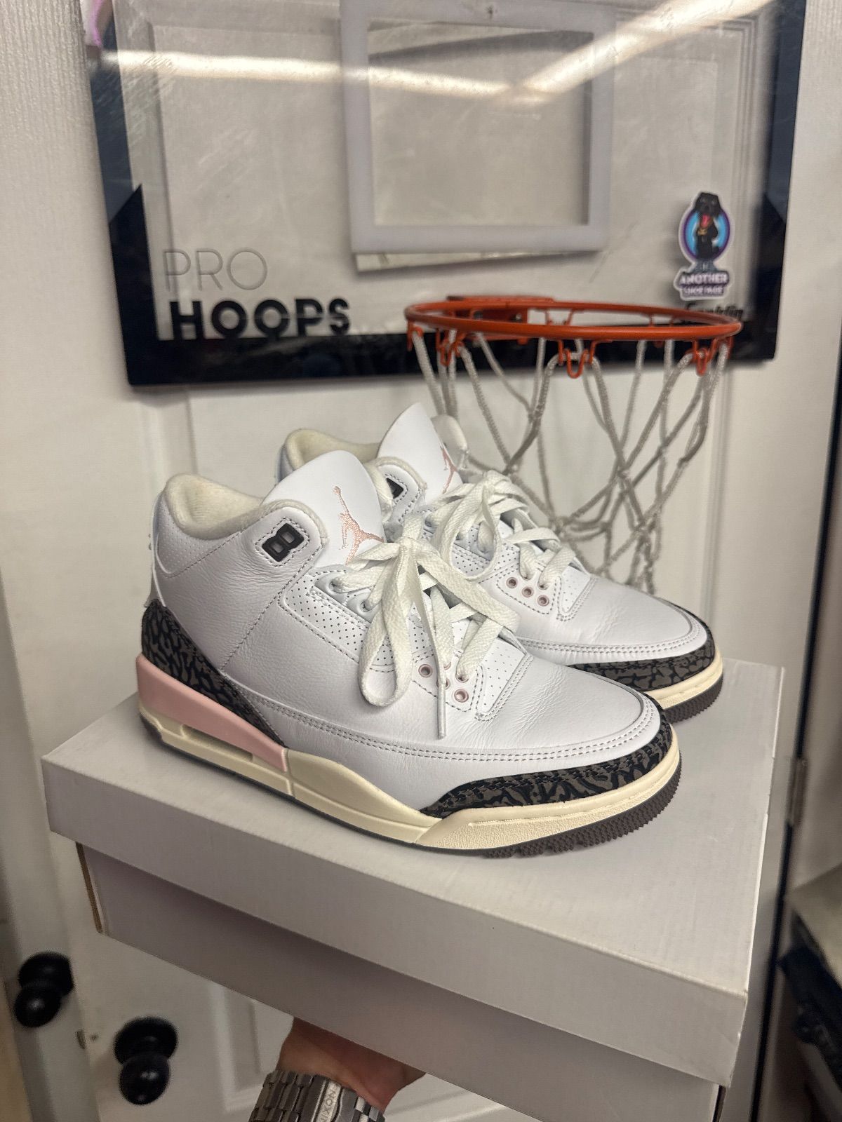 Jordan 3 Retro Neapolitan Dark Mocha (Women's) - Lightly Used, OG All
