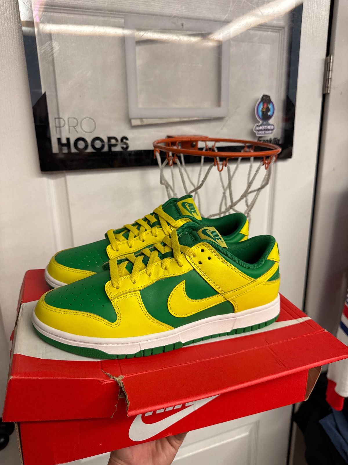 Nike Dunk Low Retro Reverse Brazil - New/Damaged Box