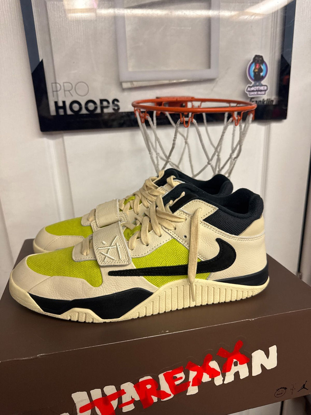 Jordan Jumpman Jack TR Travis Scott Bright Cactus - Lightly Used, OG All