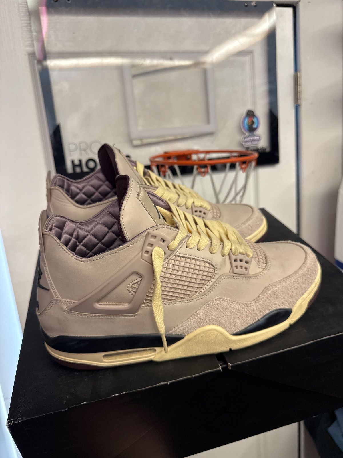 Jordan 4 Retro OG SP A Ma Maniére While You Were Sleeping (Women's) - Lightly Used, OG All