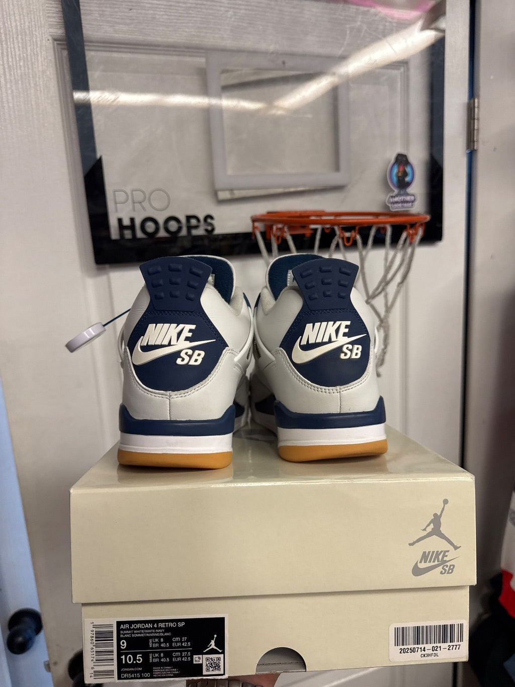 Jordan 4 Retro SB Navy - Lightly Used, OG All