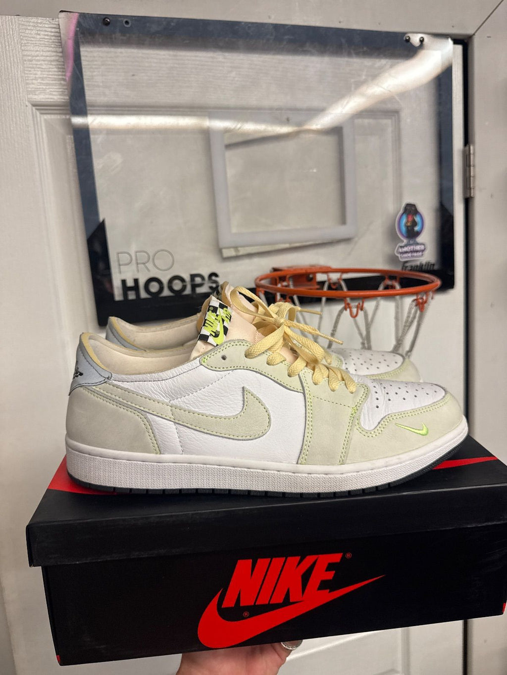 Jordan 1 Retro Low White Ghost Green Black - Lightly Used, OG All