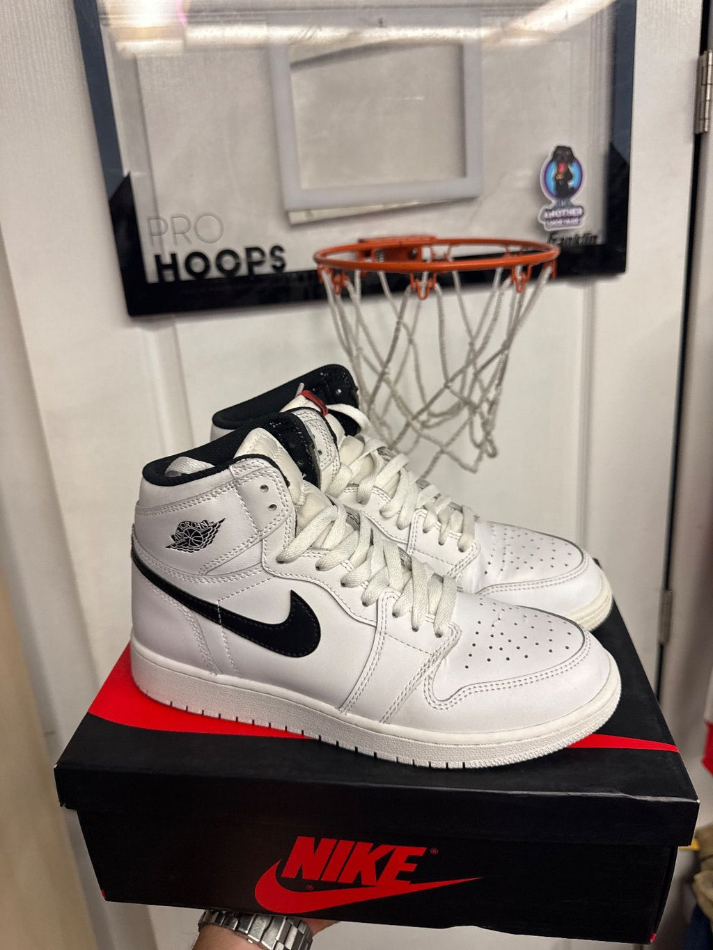 Jordan 1 Retro High Yin Yang White (GS) - Lightly Used, OG All Besides Black Laces