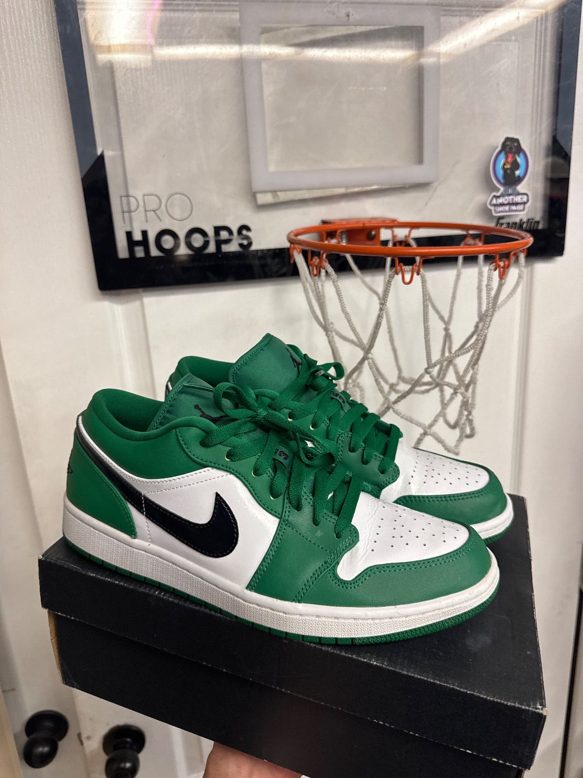 Jordan 1 Low Pine Green - Lightly Used, OG All