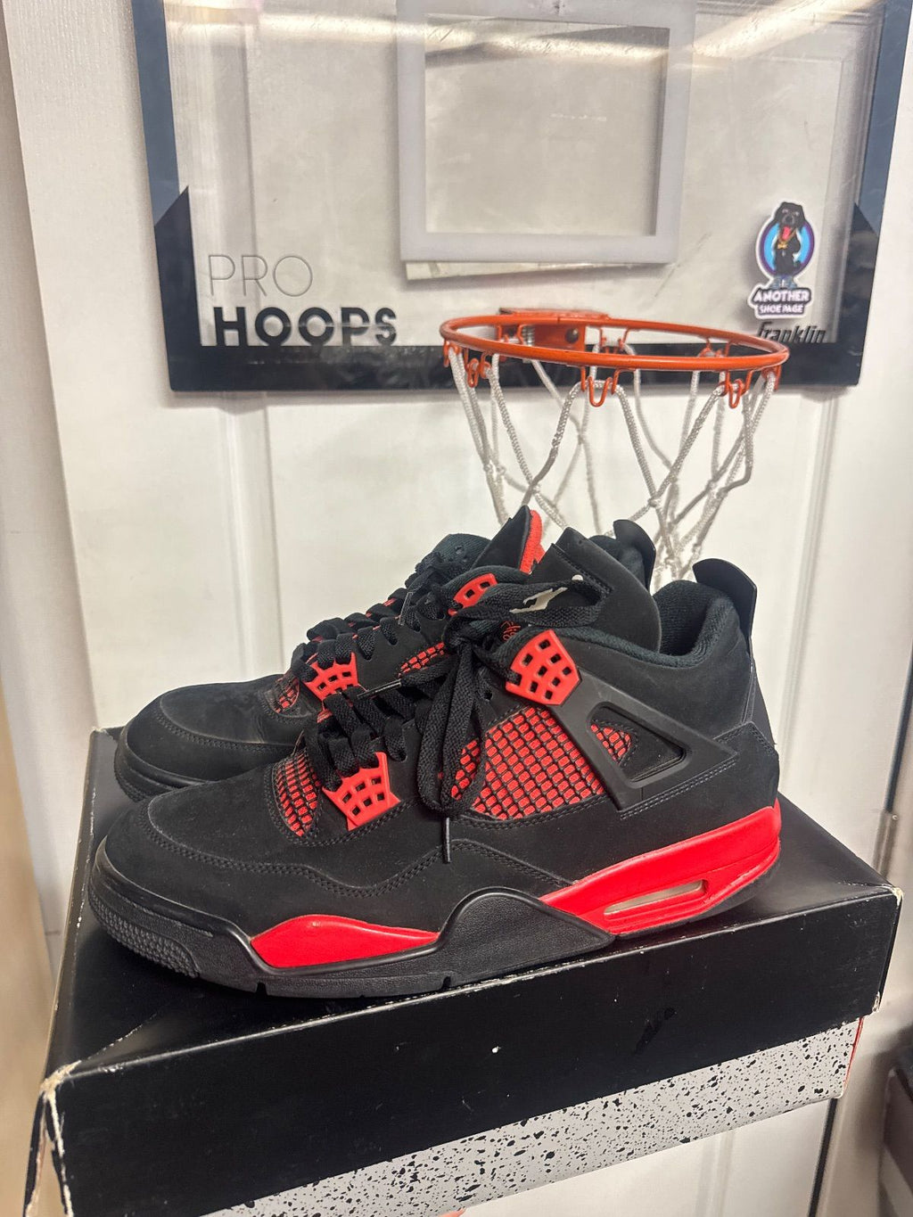 Jordan 4 Retro Red Thunder - Fairly Used, OG All
