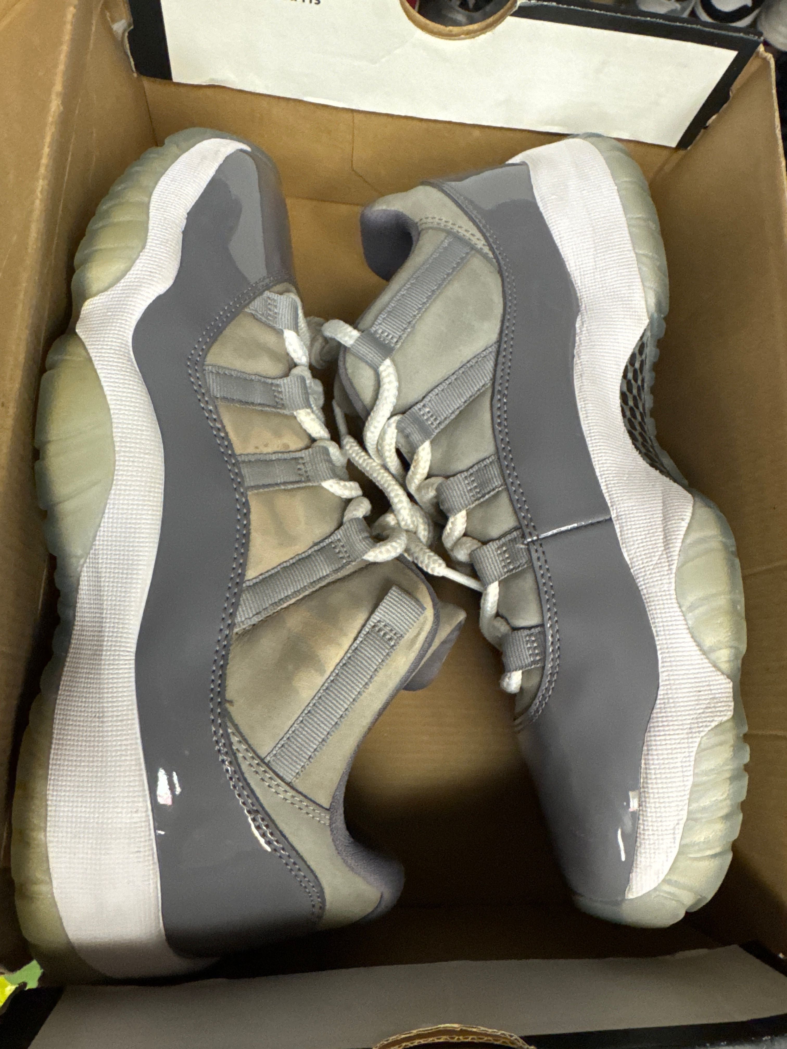 Jordan 11 Retro Low Cool Grey - Used/Worn