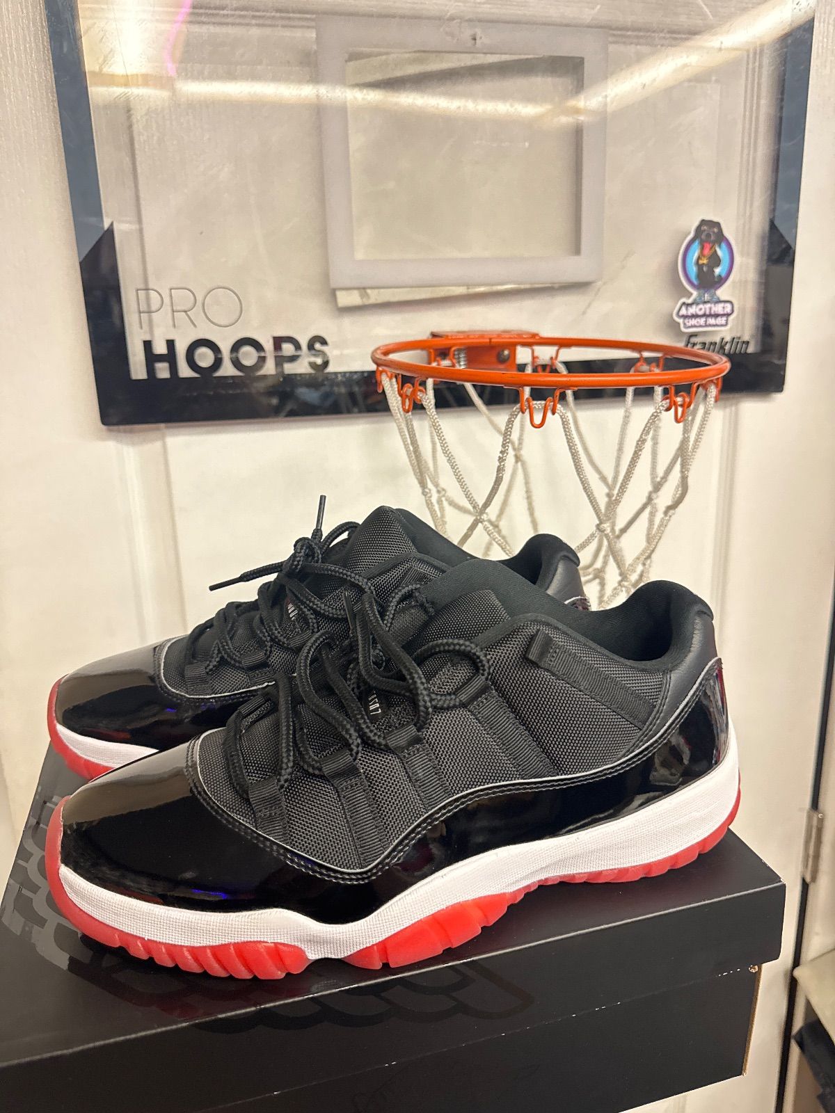Jordan 11 Retro Low Bred (2025) - Lightly Used, Replacement Box