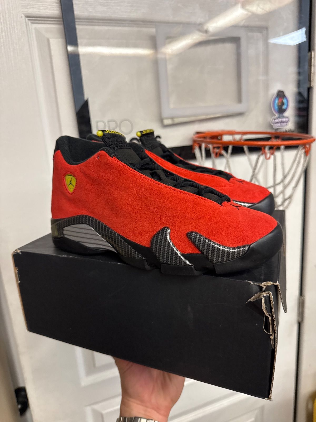 Jordan 14 Retro Ferrari (2025) (GS) - New/Damaged Box