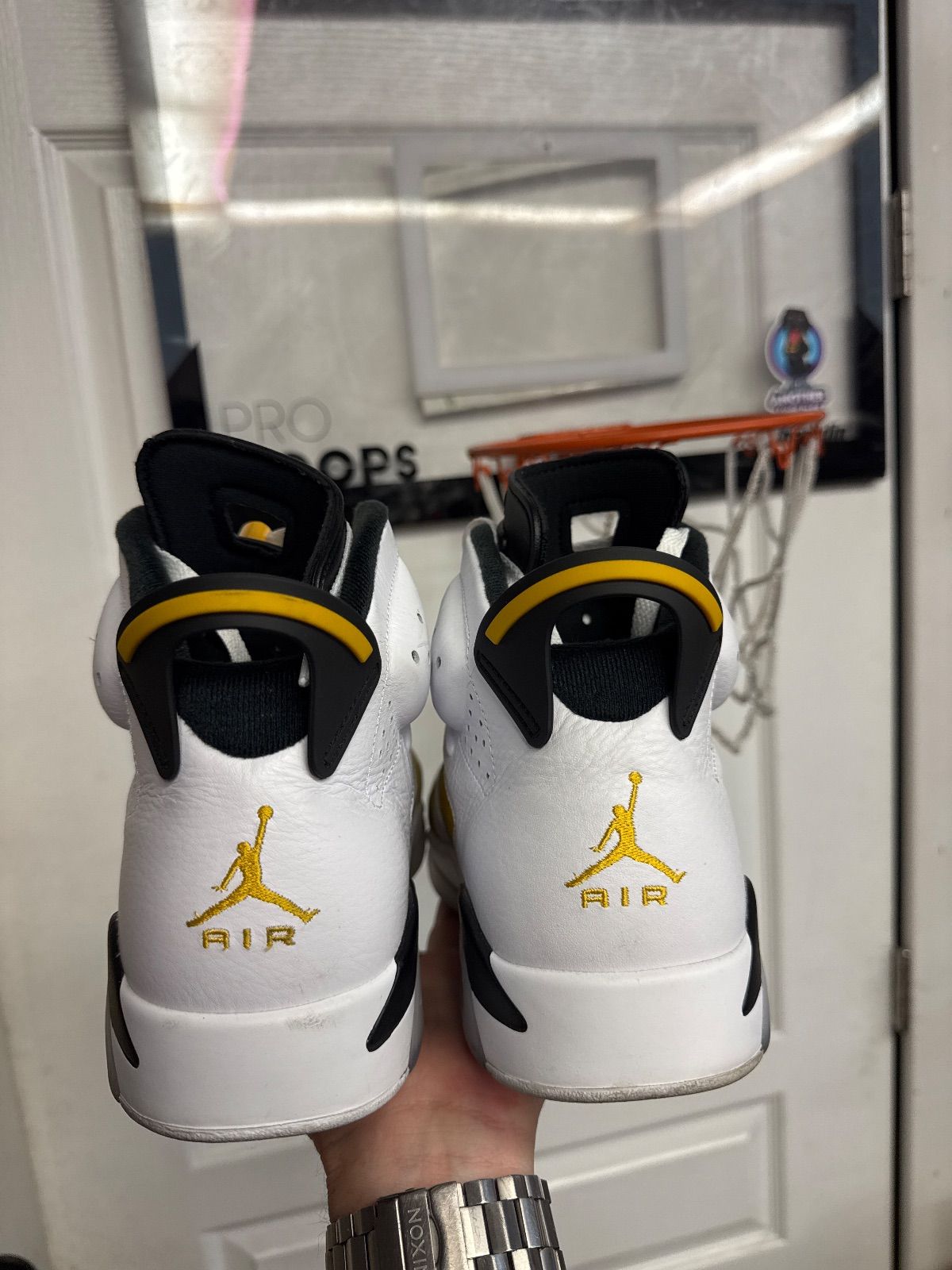 Jordan 6 Retro Yellow Ochre - Lightly Used, No Box