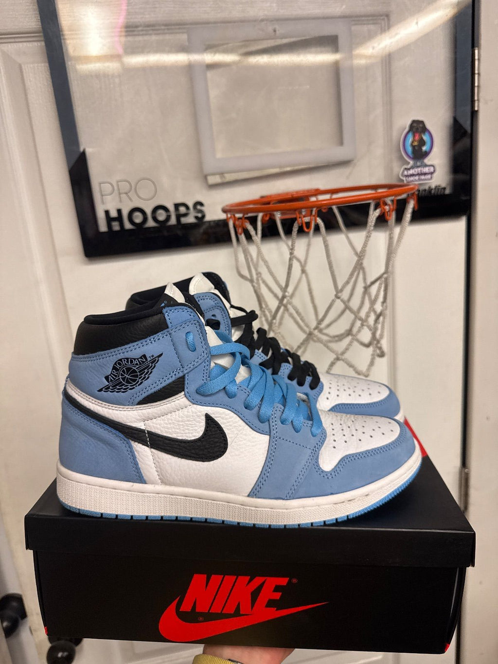 Jordan 1 Retro High OG University Blue - Lightly Used, OG All