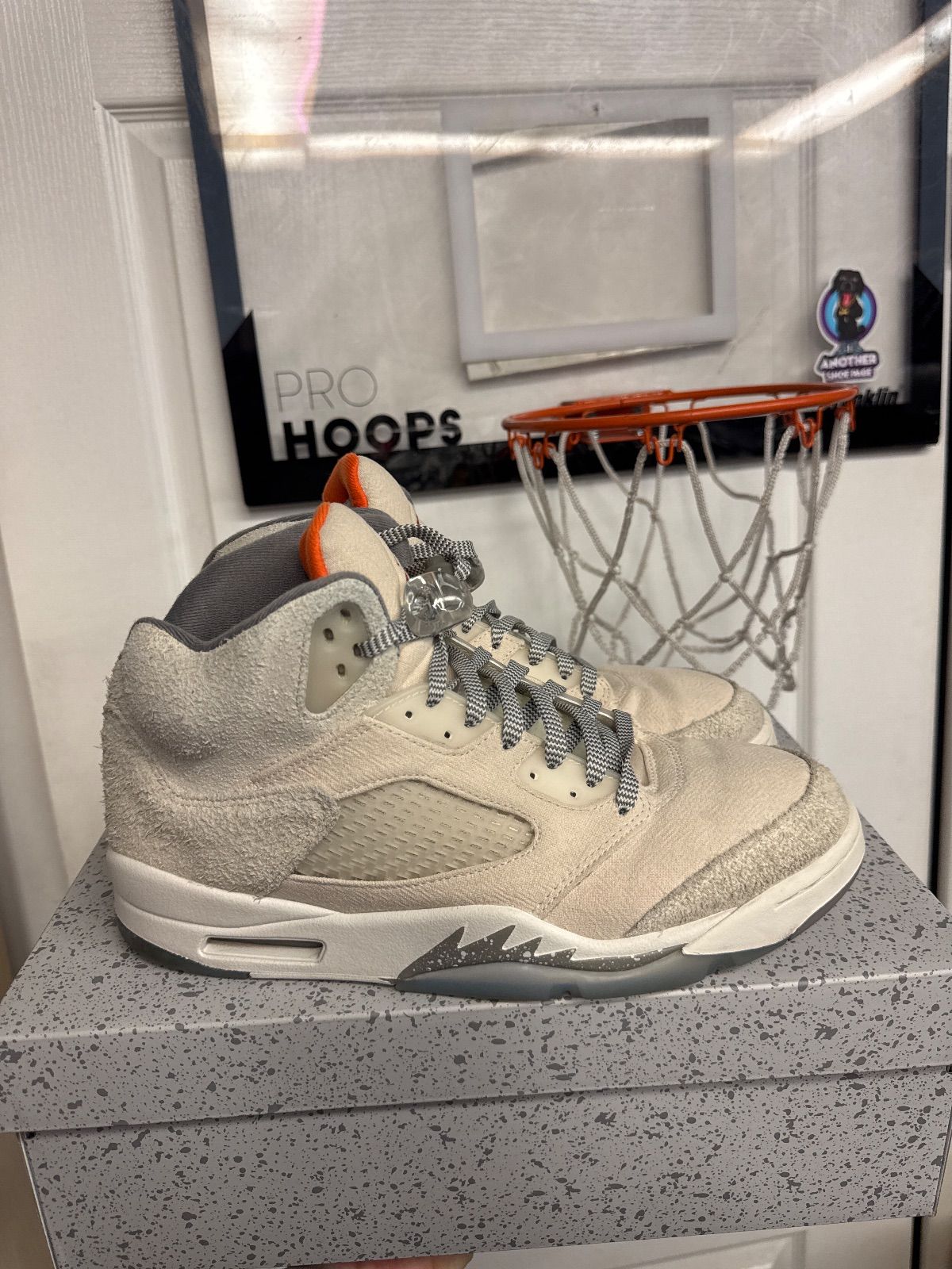 Jordan 5 Retro SE Craft Light Orewood Brown - Fairly Used, OG All