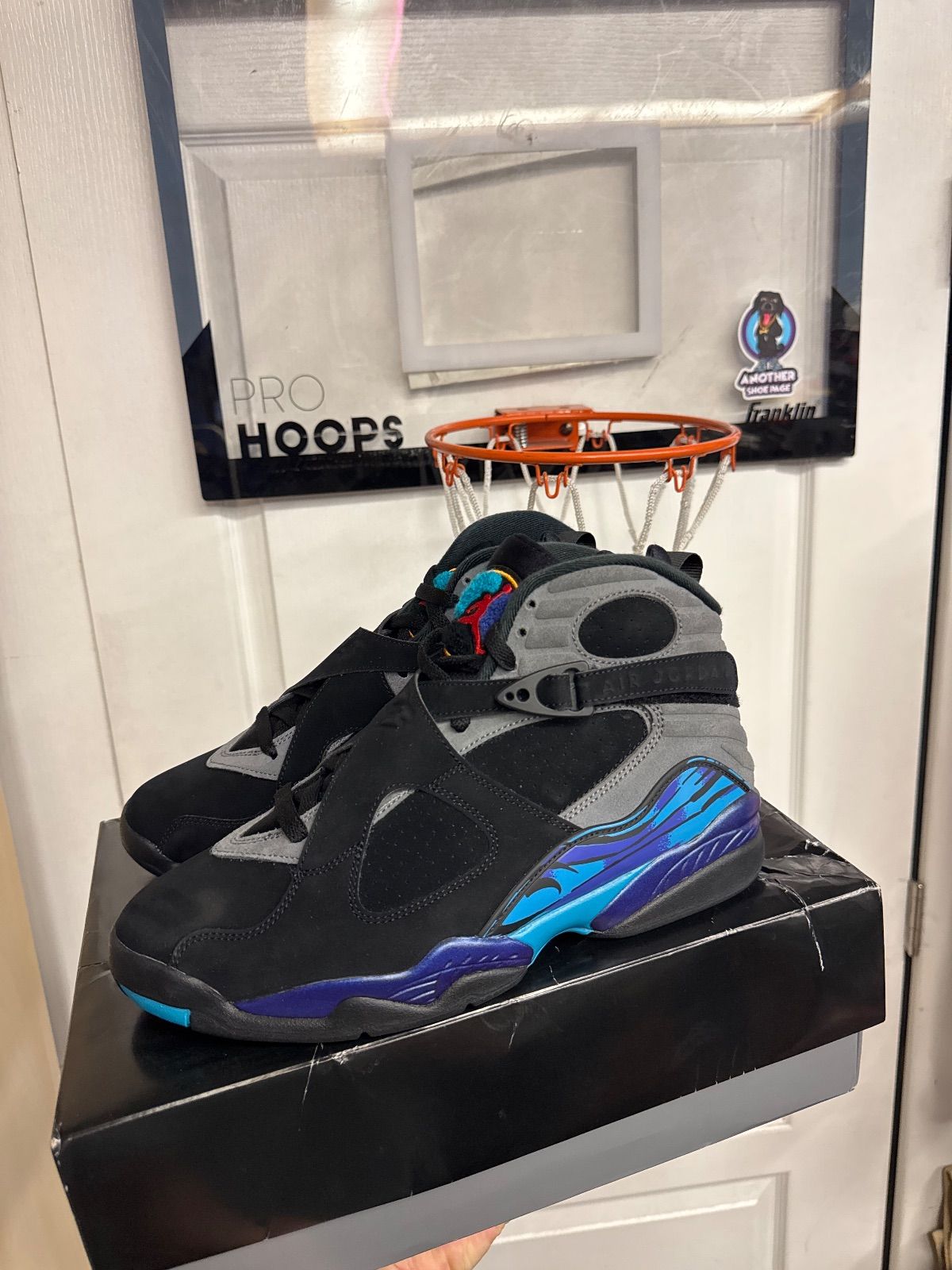 Jordan 8 Retro Aqua (2025) - New/Damaged Box