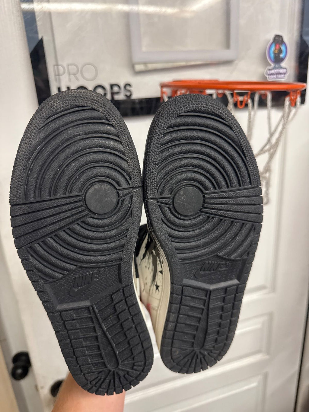 Jordan 1 Retro Dave White Wings for the Future - Lightly Used, OG All
