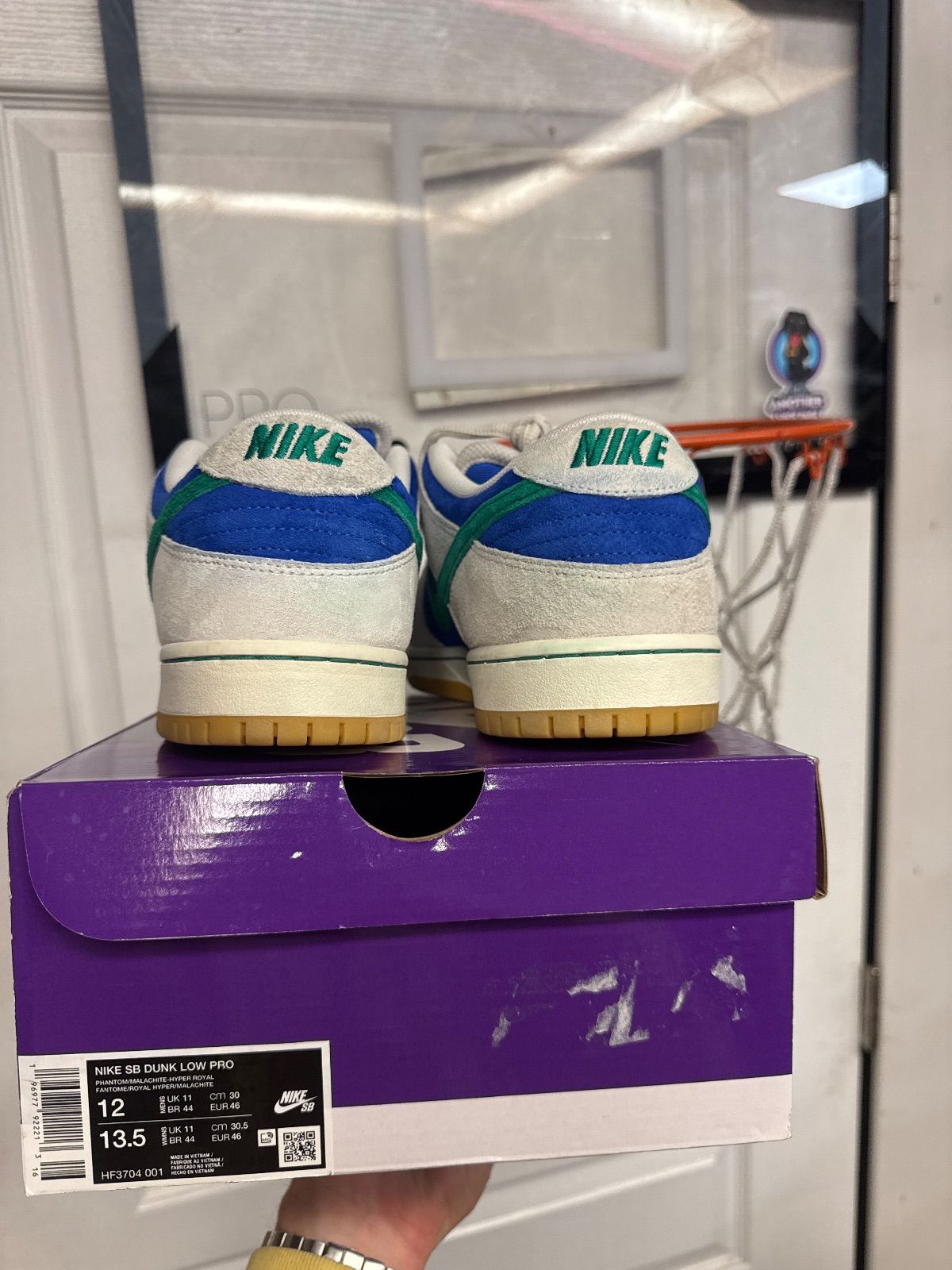 Nike SB Dunk Low Hyper Royal Malachite - Lightly Used, OG All